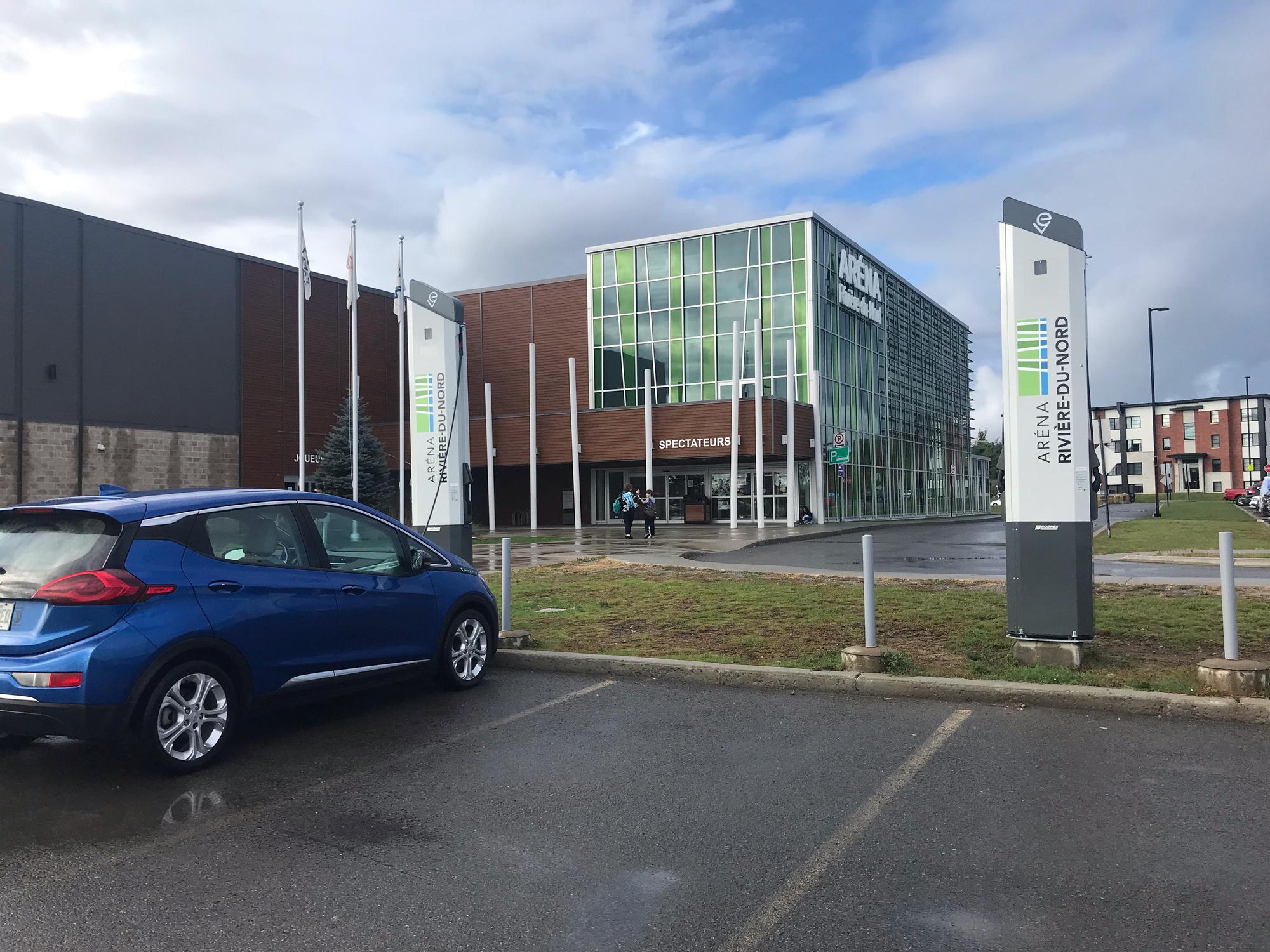 Aréna Régional de la RivièreduNord SaintJérôme, QC EV Station