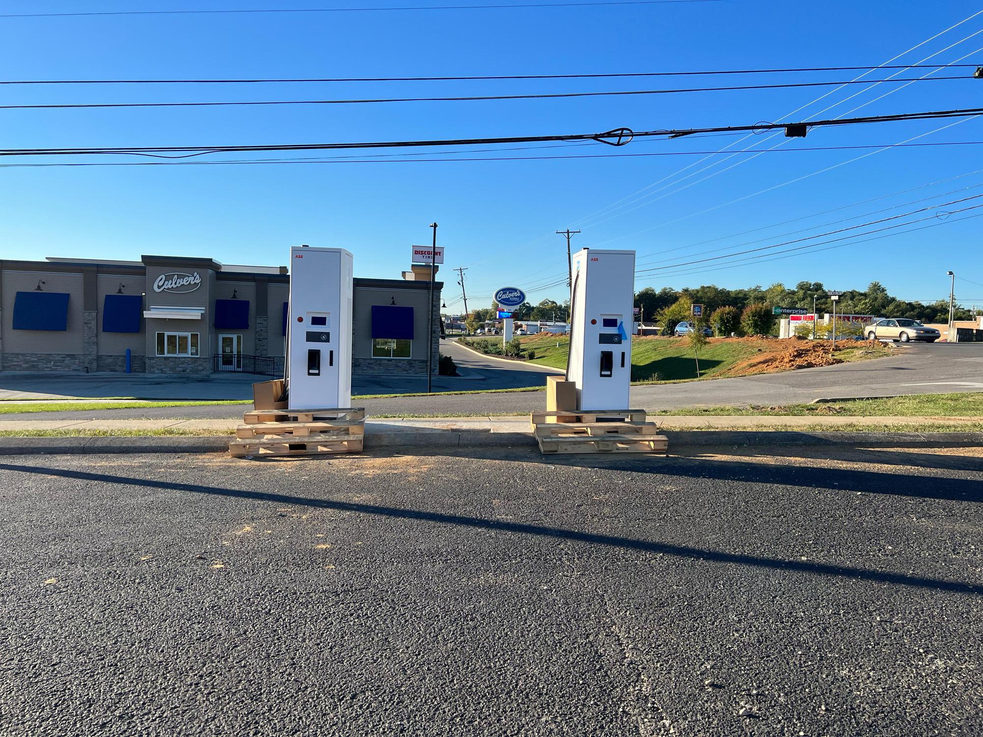 Herb Jones Chevrolet GMC (2) Elizabethtown, KY EV Station