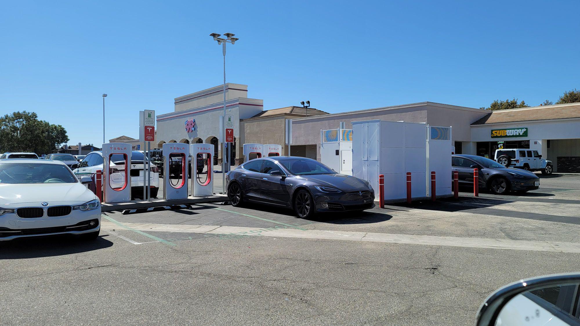 Redhill Shopping Village Tustin, CA EV Station