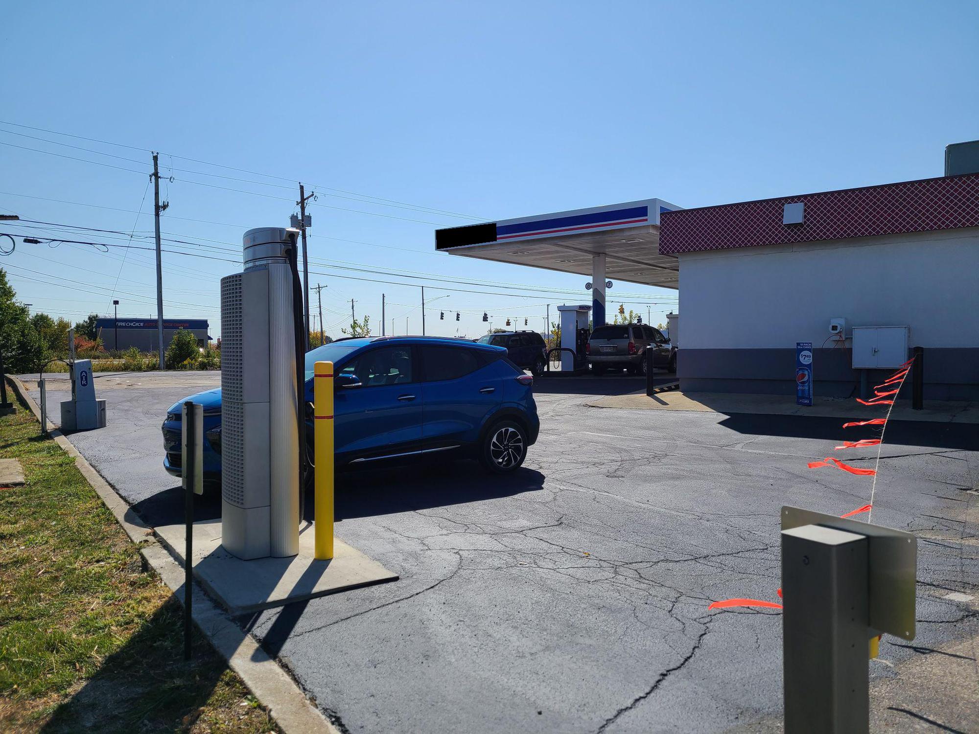 Village Pantry Marysville, OH EV Station
