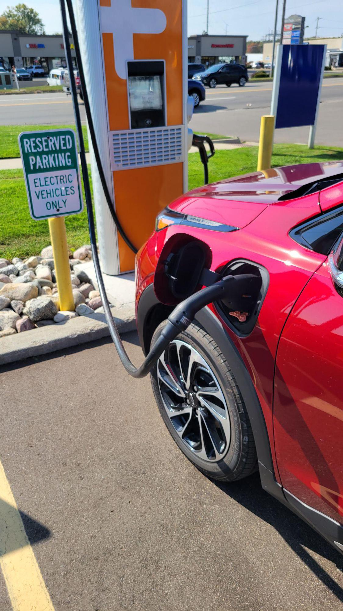 Maple Hill Auto Group Kalamazoo, MI EV Station