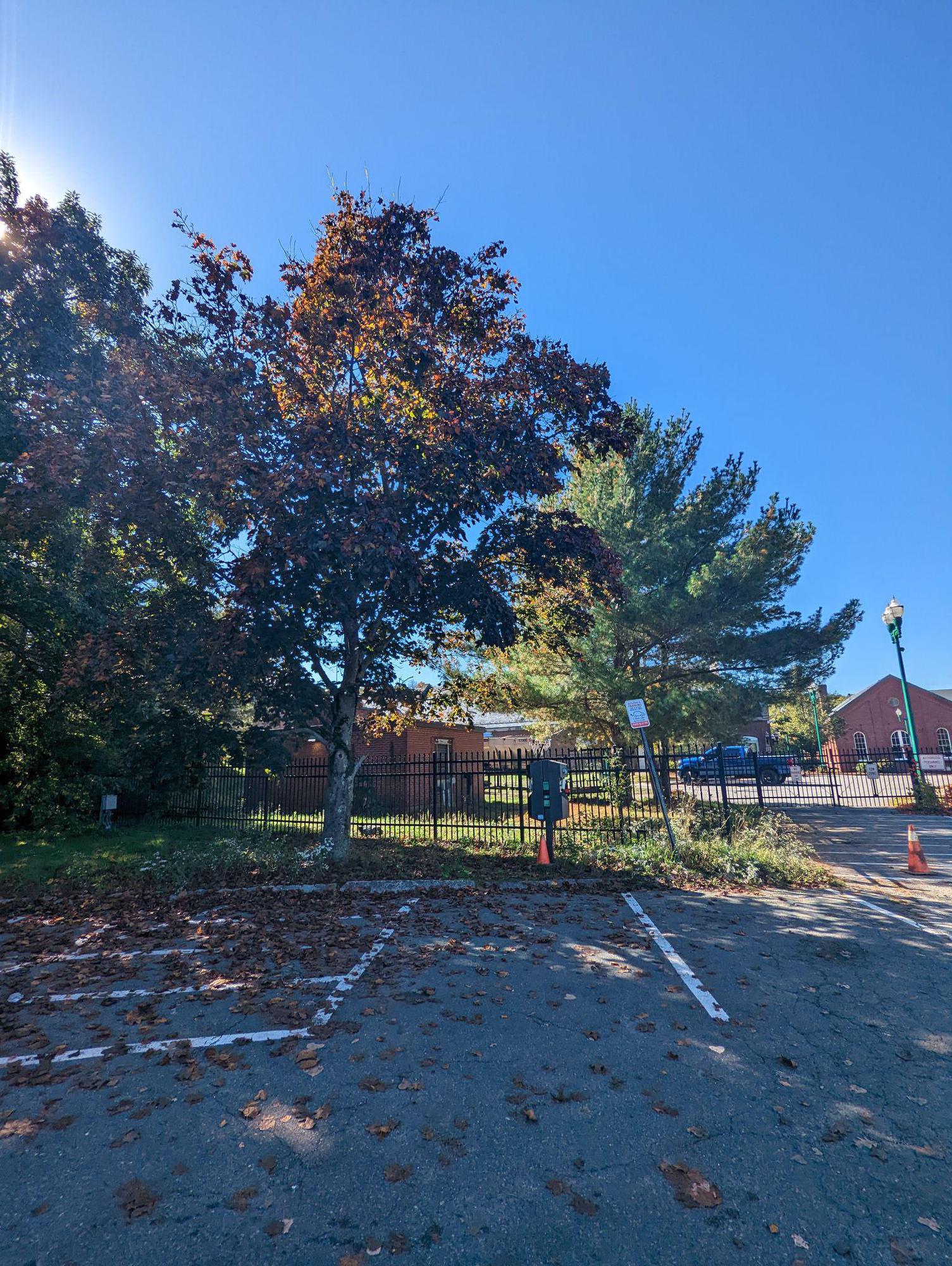 Horn Pond Woburn, MA EV Station