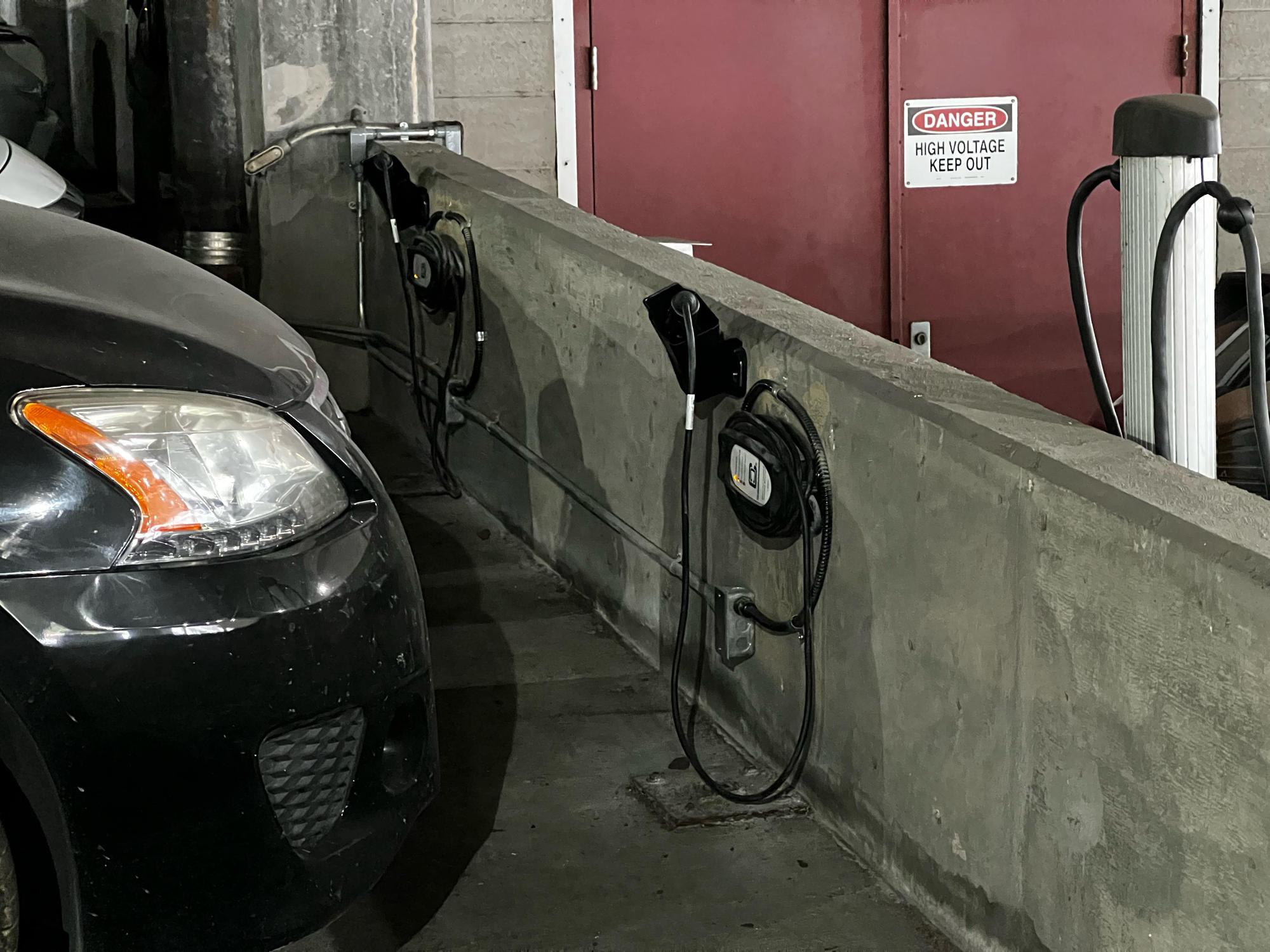 Tulane 8Hour Parking (Slower Chargers) New Orleans, LA EV Station