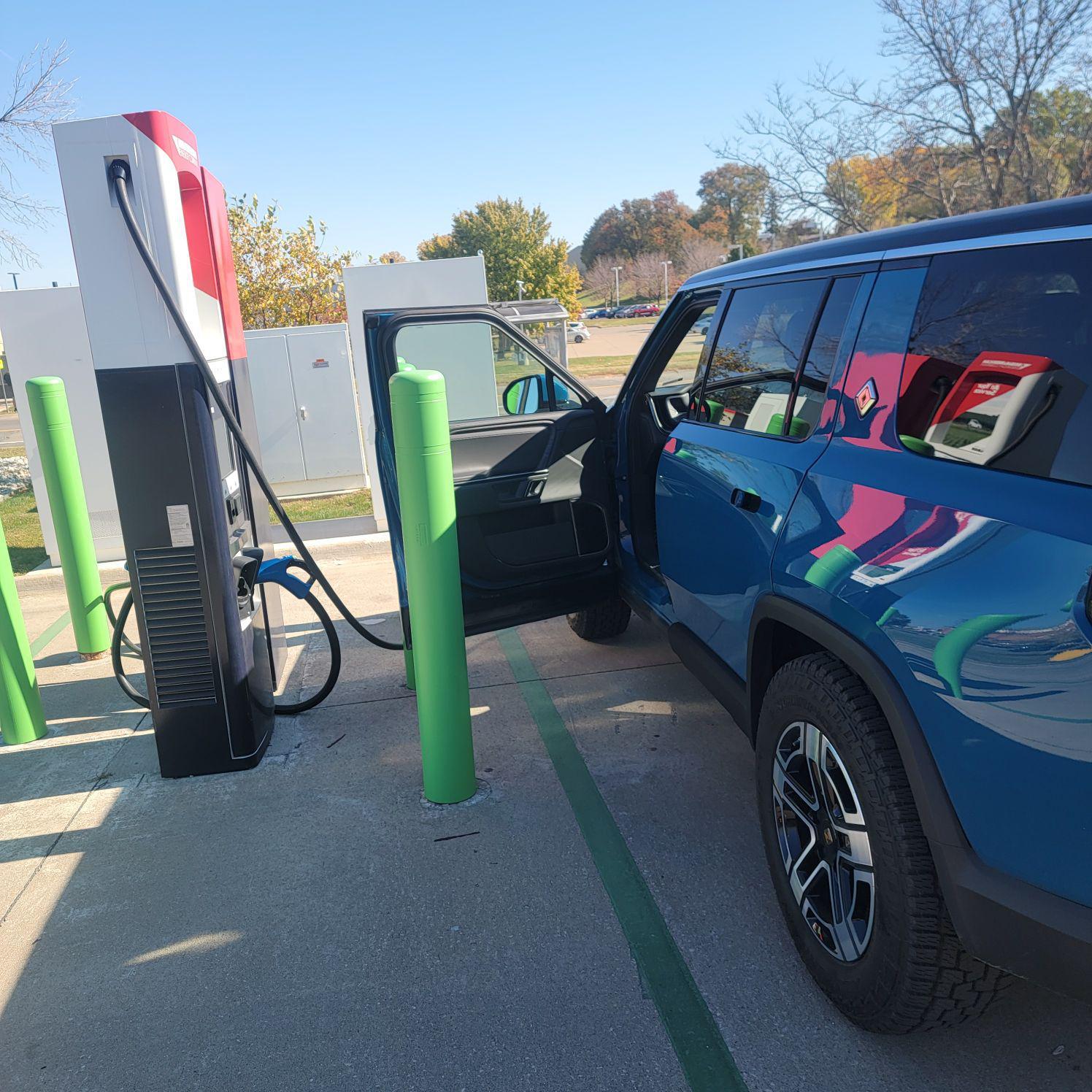 Kwik Star 280 Davenport Davenport, IA EV Station