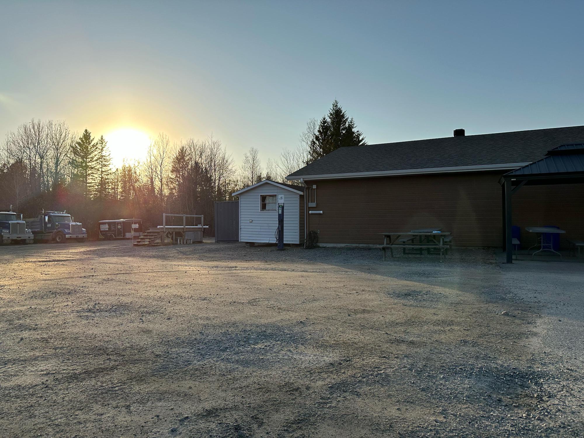 Ultramar Le Relais des Sablois LacauxSables, QC EV Station