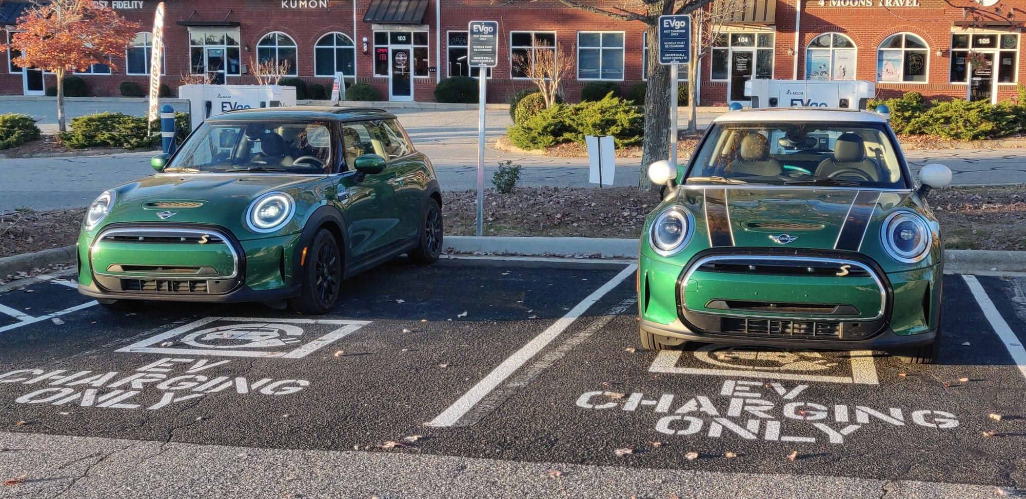 Lowes Foods of Jamestown Jamestown, NC EV Station