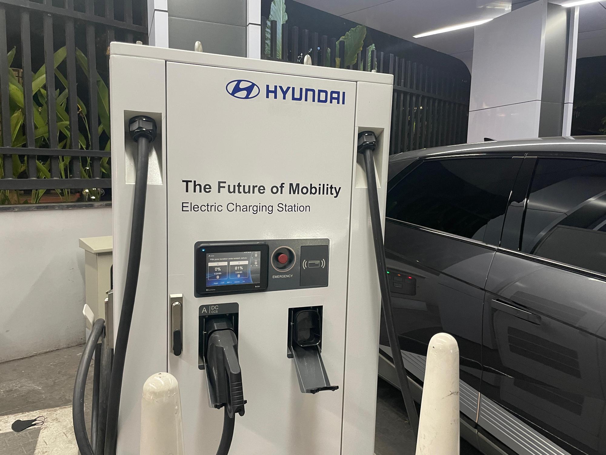 Hyundai EV Charging Station Senayan Park Rooftop Floor Senayan Park