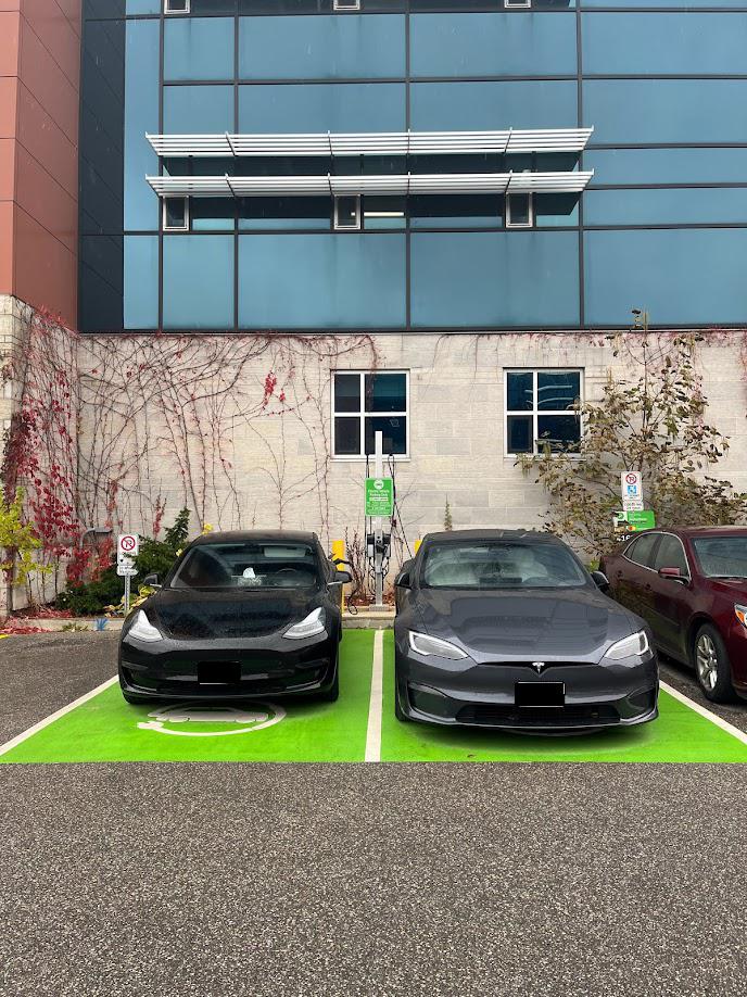 University of Guelph Parking Lot 4 Guelph, ON EV Station