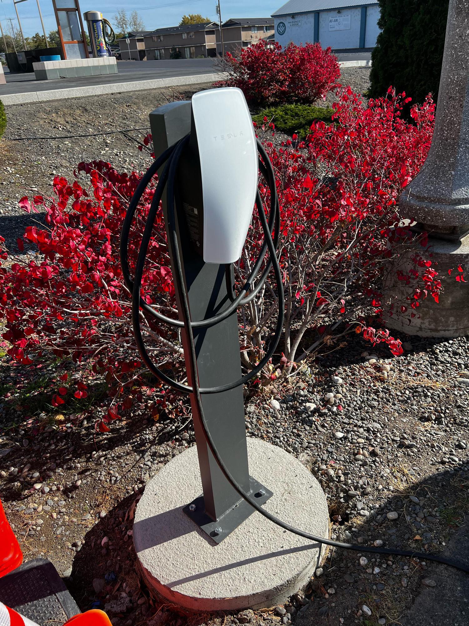 Umatilla City Hall Umatilla, OR EV Station