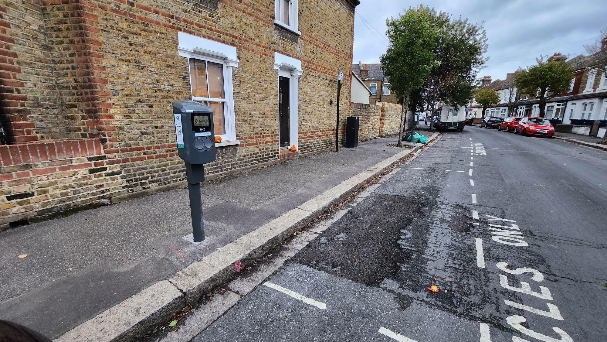 Jesmond Road Parking Jesmond Road, Croydon CR0 6JL, UK EV Station