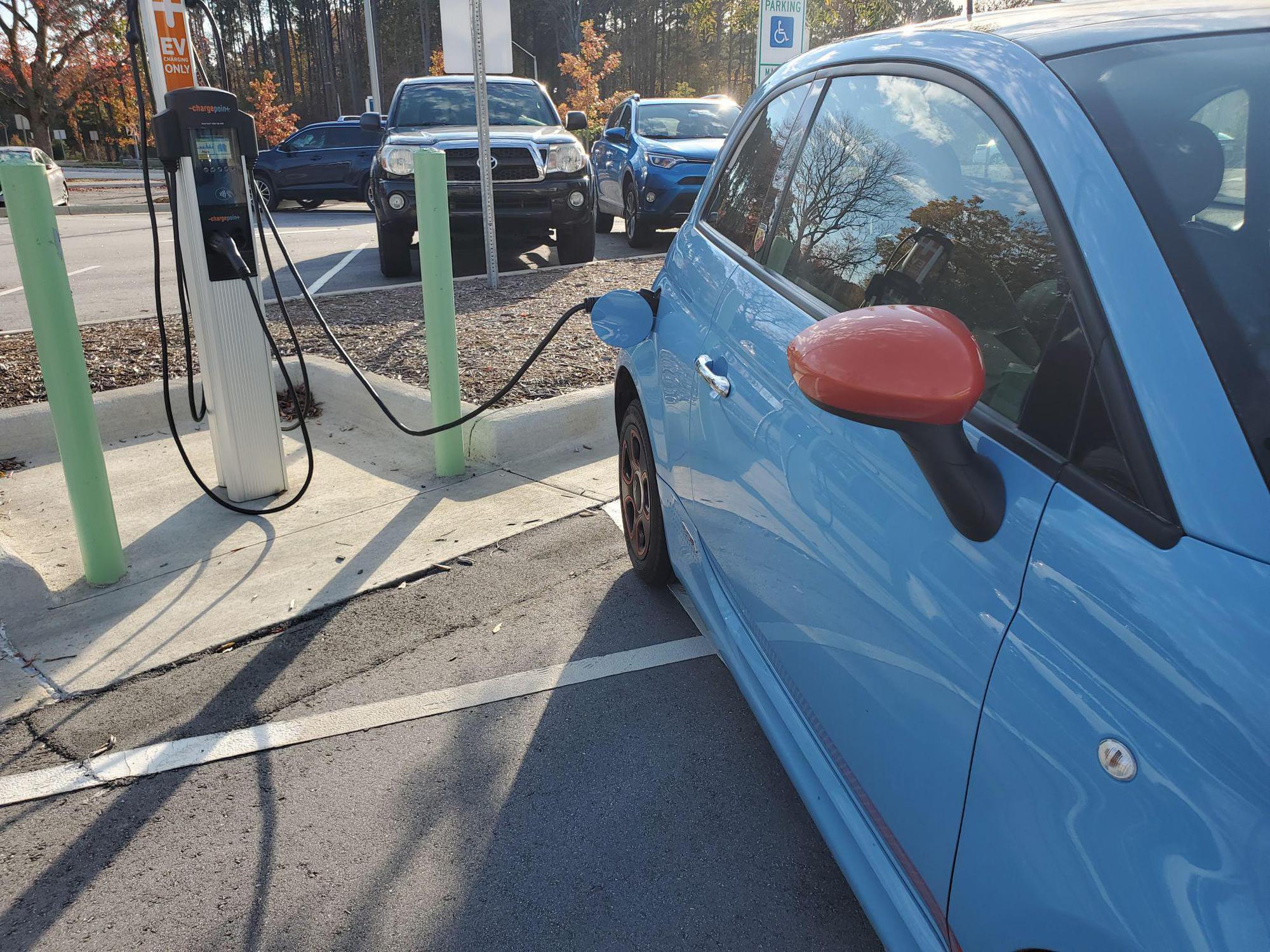 wake-tech-howell-library-raleigh-nc-ev-station