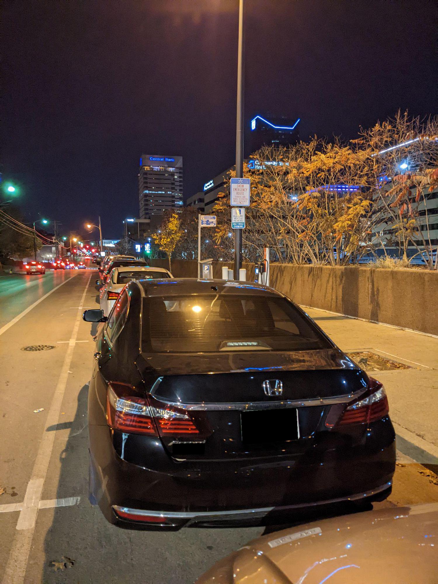 KU E High St Parking/Charging Lexington, KY EV Station
