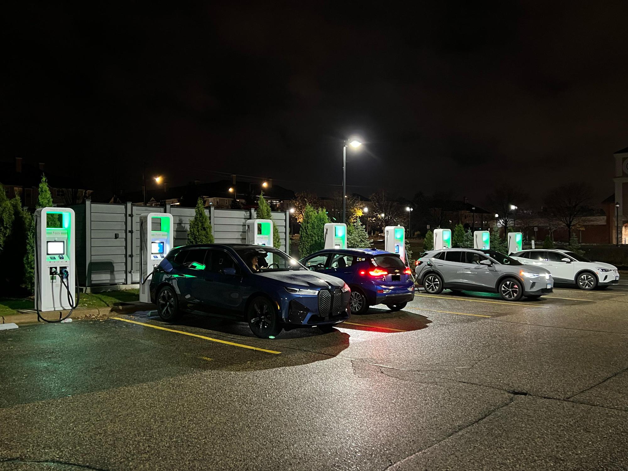 Walmart Supercenter Woodbury, MN EV Station