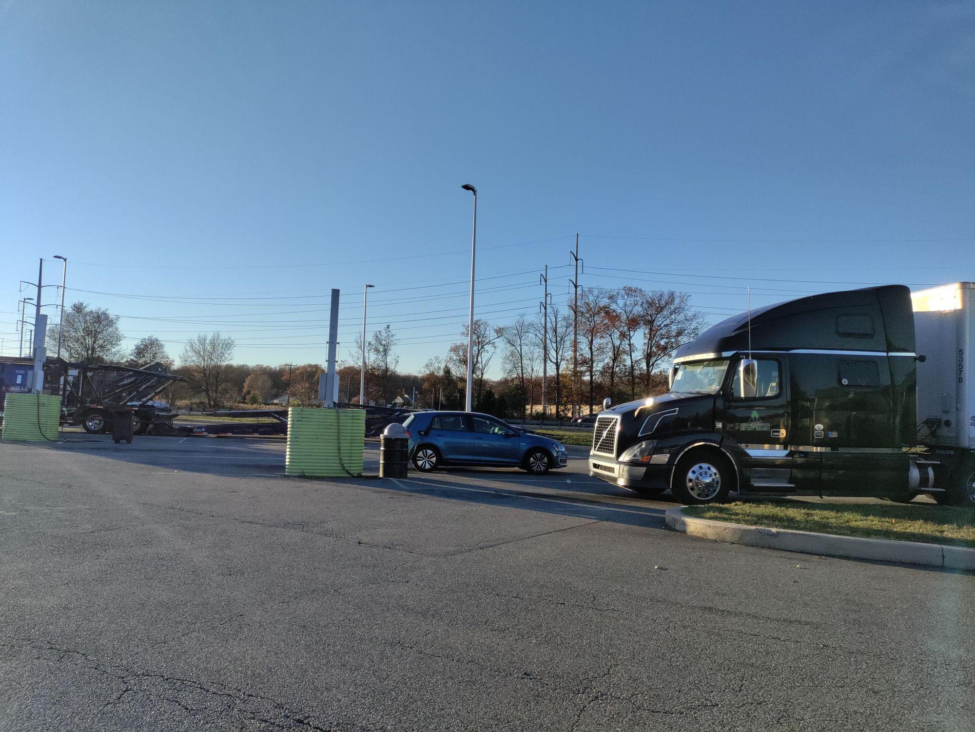 I95 Delaware House Travel Plaza Brookside, DE EV Station