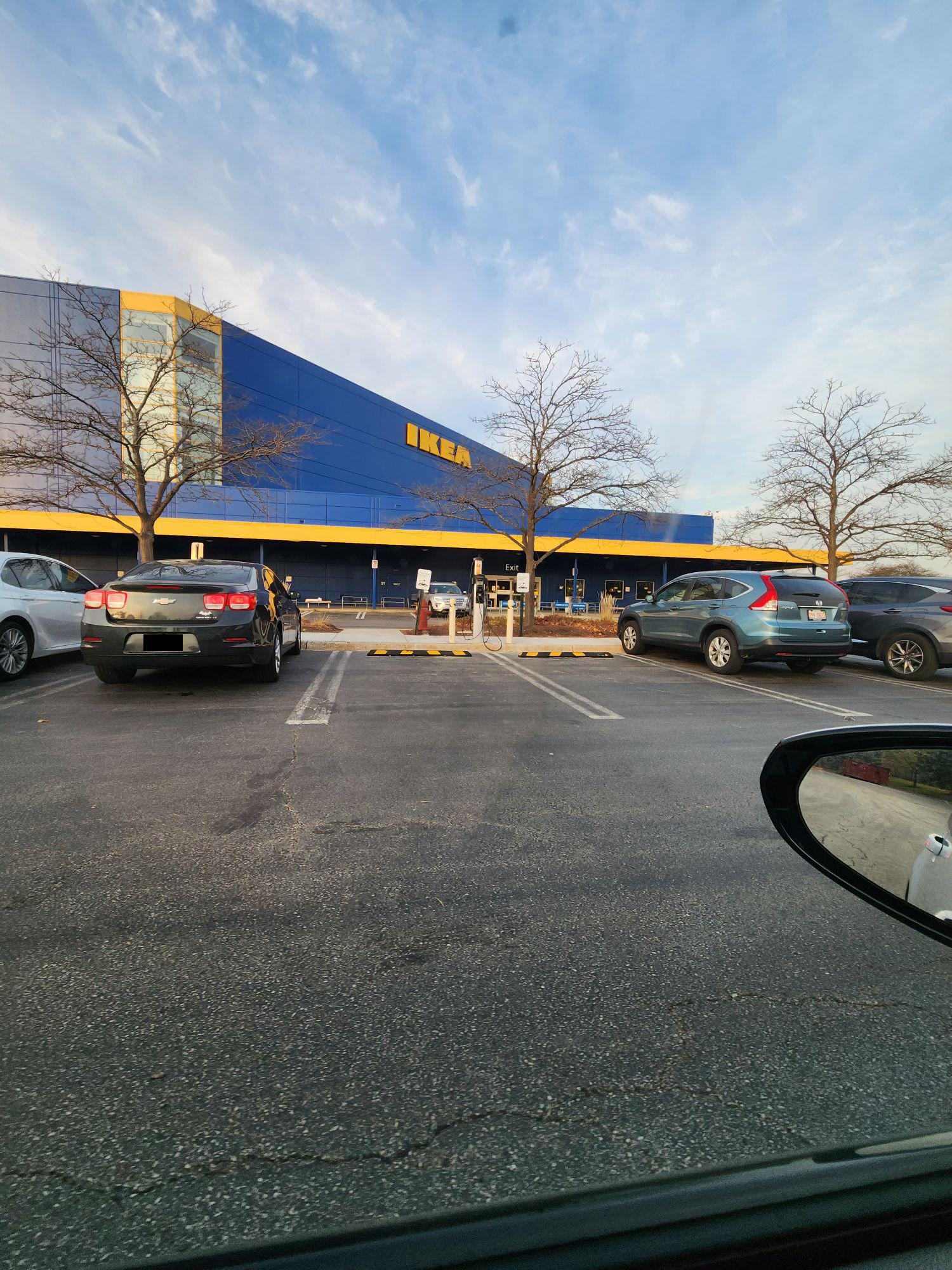 IKEA Schaumburg, IL EV Station