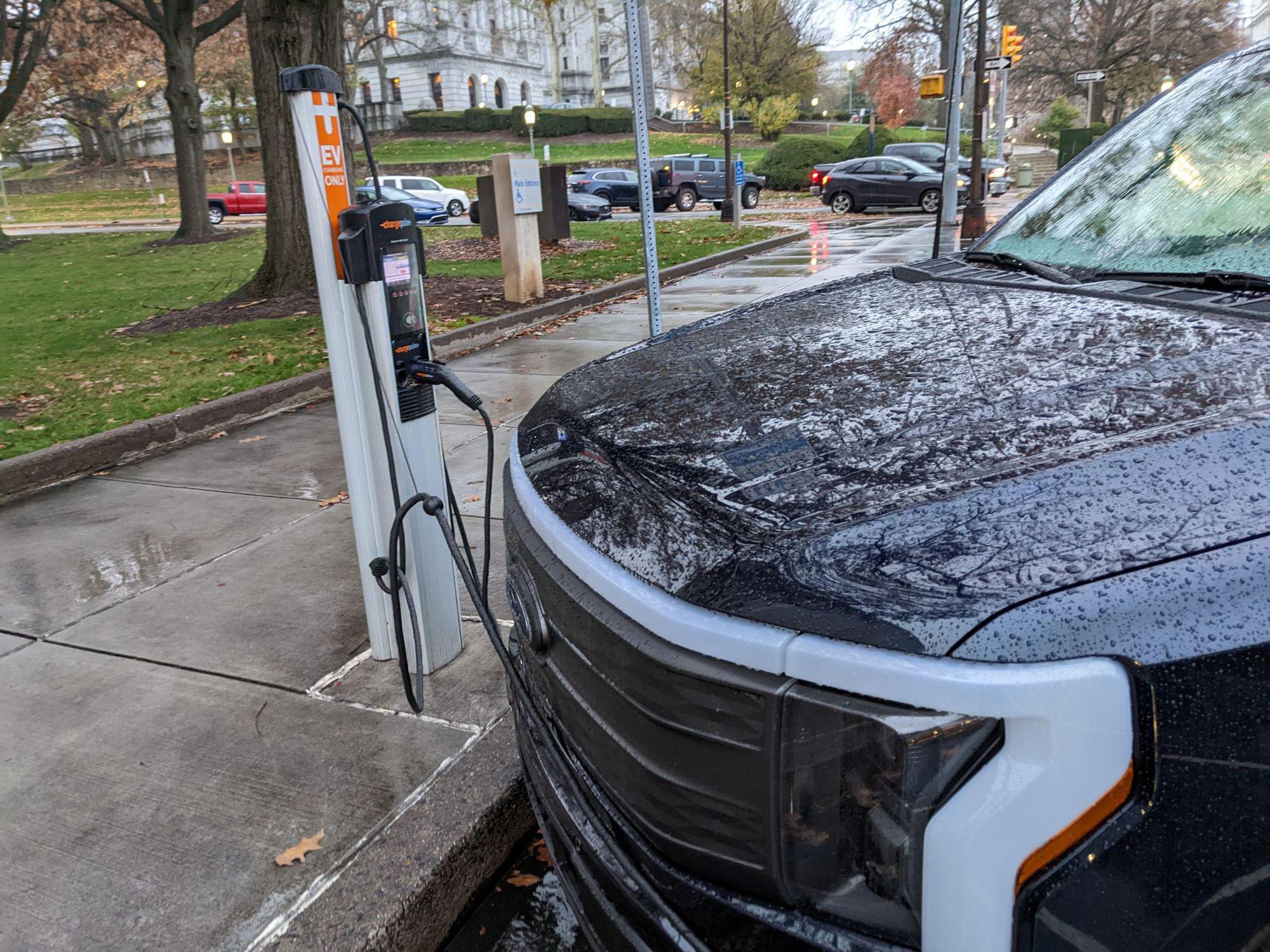 N 3rd St Parking Harrisburg, PA EV Station