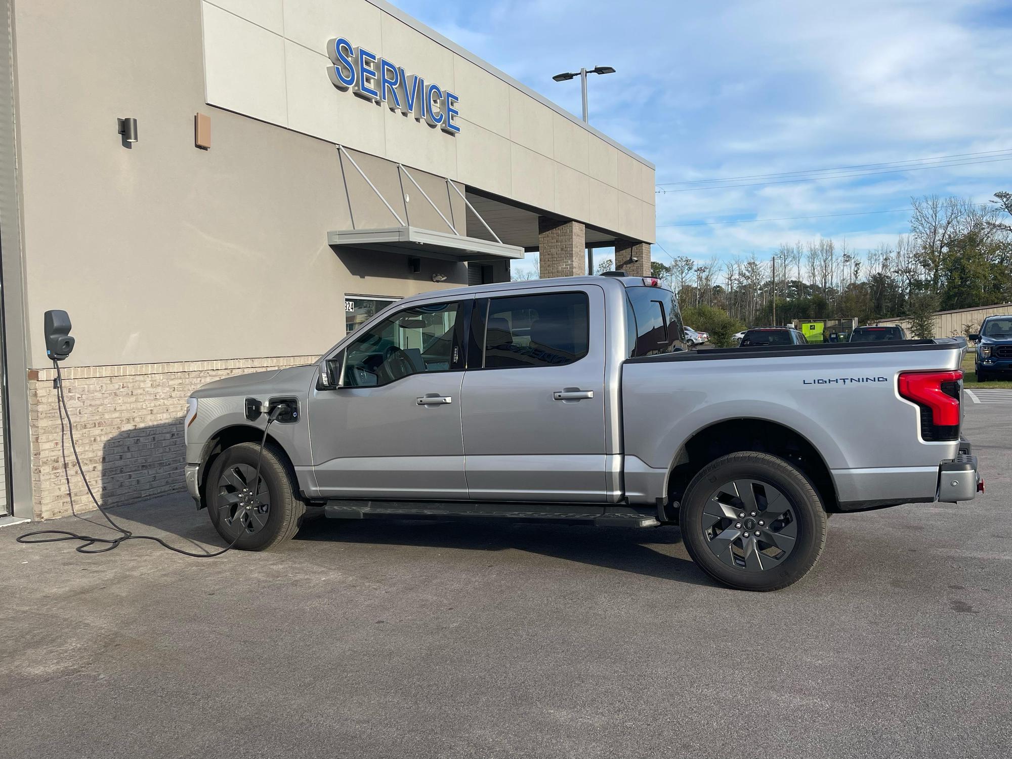 Sanders Ford Swansboro Swansboro, NC EV Station