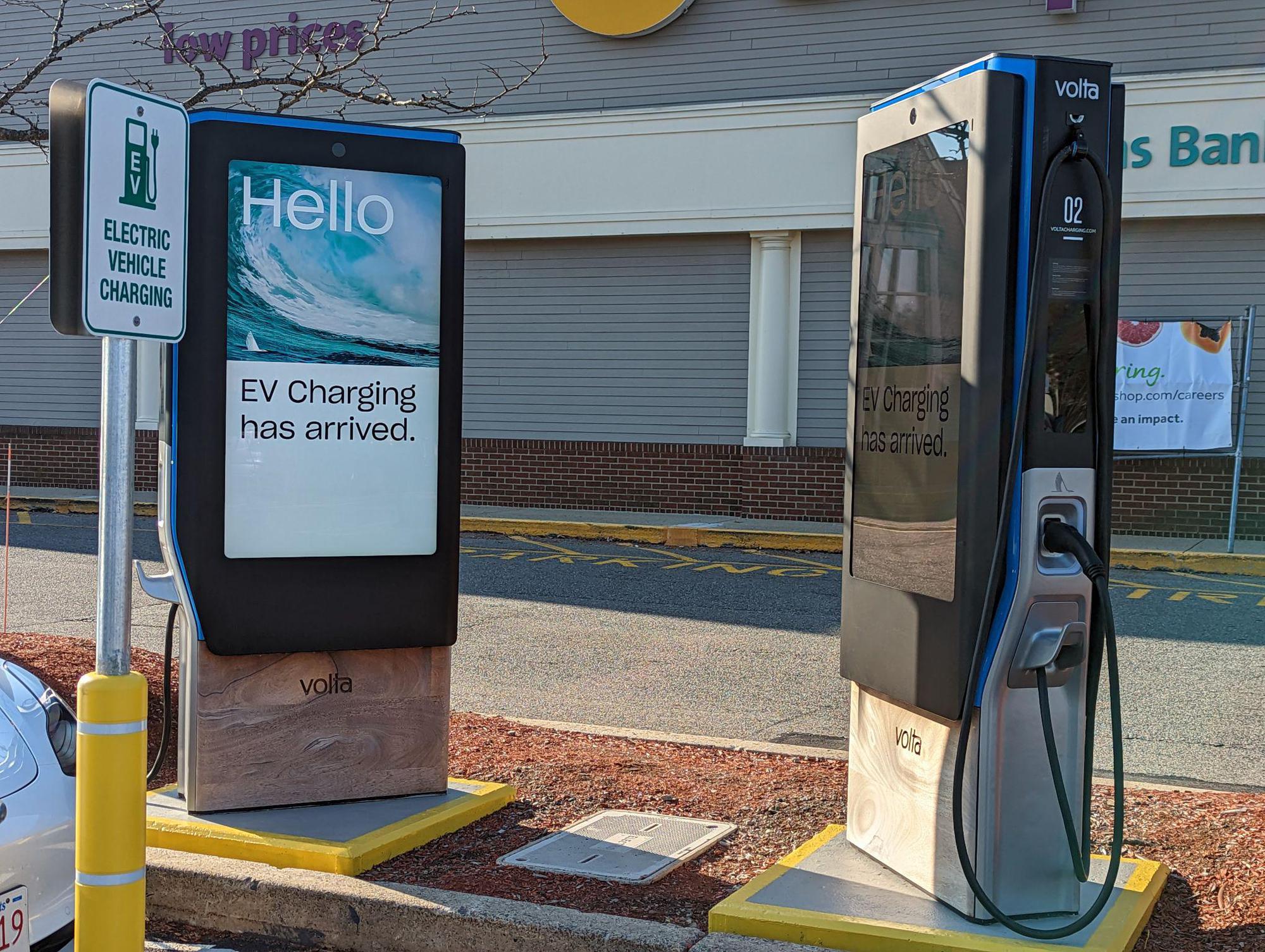 Stop & Shop North Andover, MA EV Station