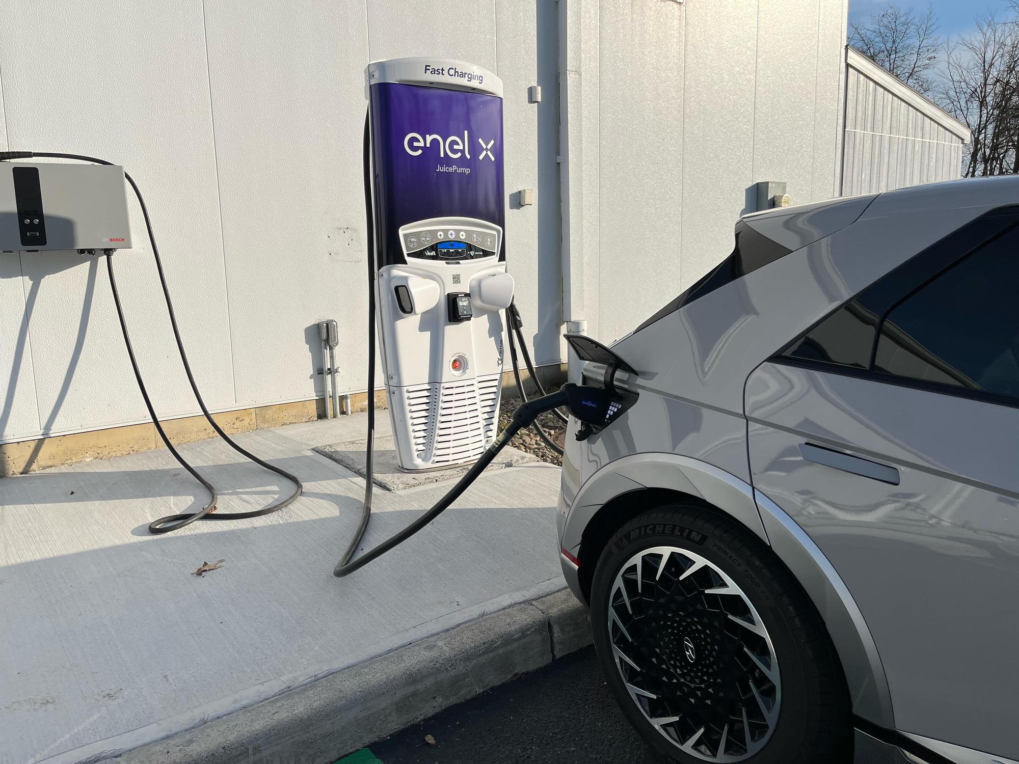 Romeo Chevrolet Buick GMC Lake Katrine, NY EV Station