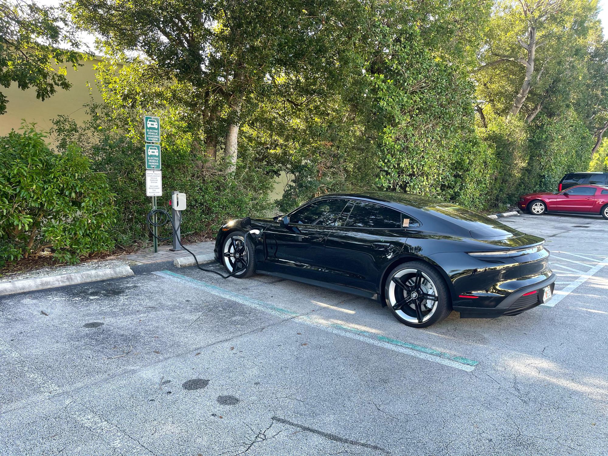 Mariners Hospital Tavernier, FL EV Station