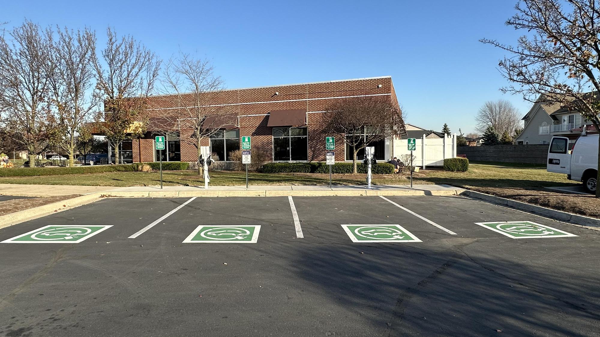 Bocci Salon & Spa Sterling Heights, MI EV Station
