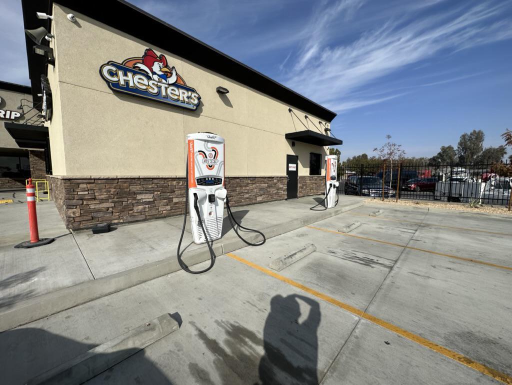 EZ Trip Plaza Buttonwillow, CA EV Station