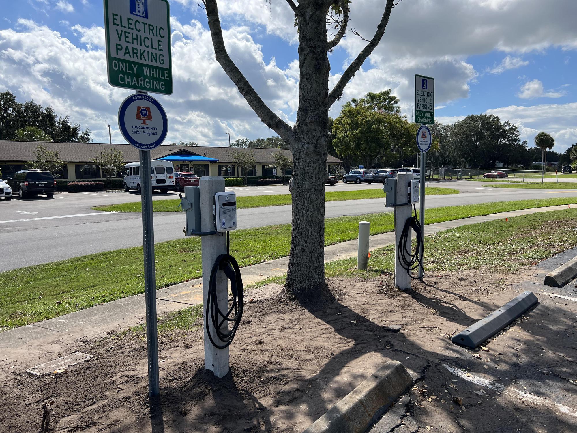buenaventura-lakes-branch-library-buena-ventura-lakes-fl-ev-station