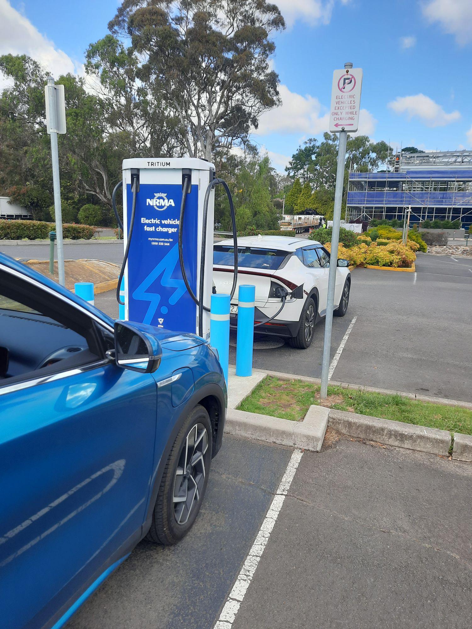 Mittagong RSL Car Park Mittagong, NSW EV Station