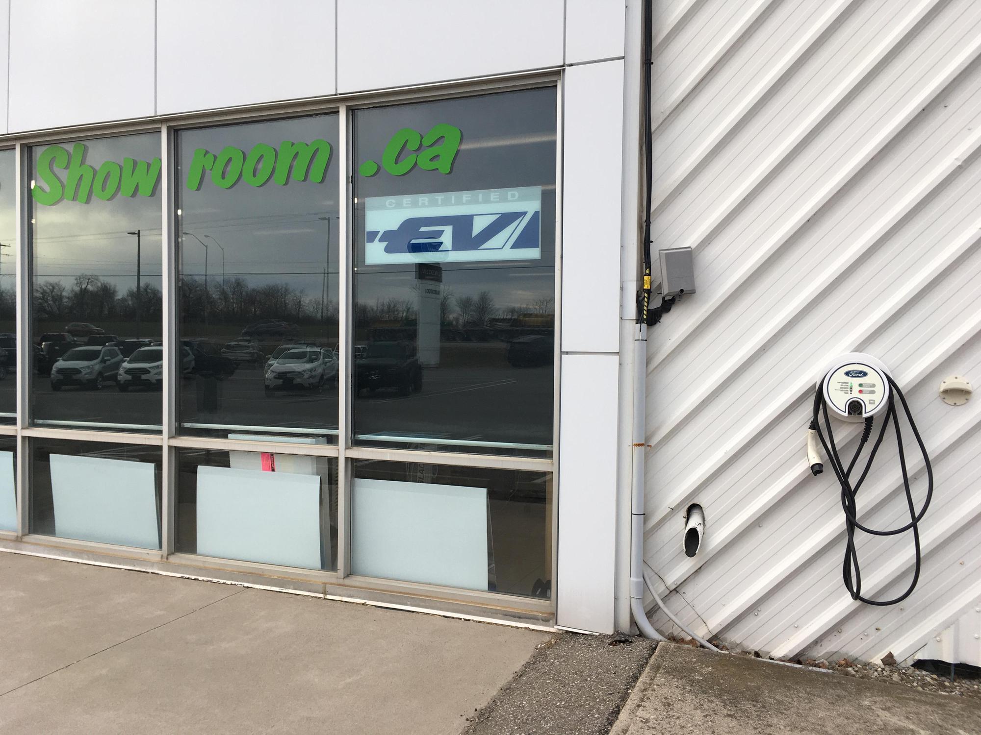 Blackstock Ford Lincoln Orangeville, ON EV Station