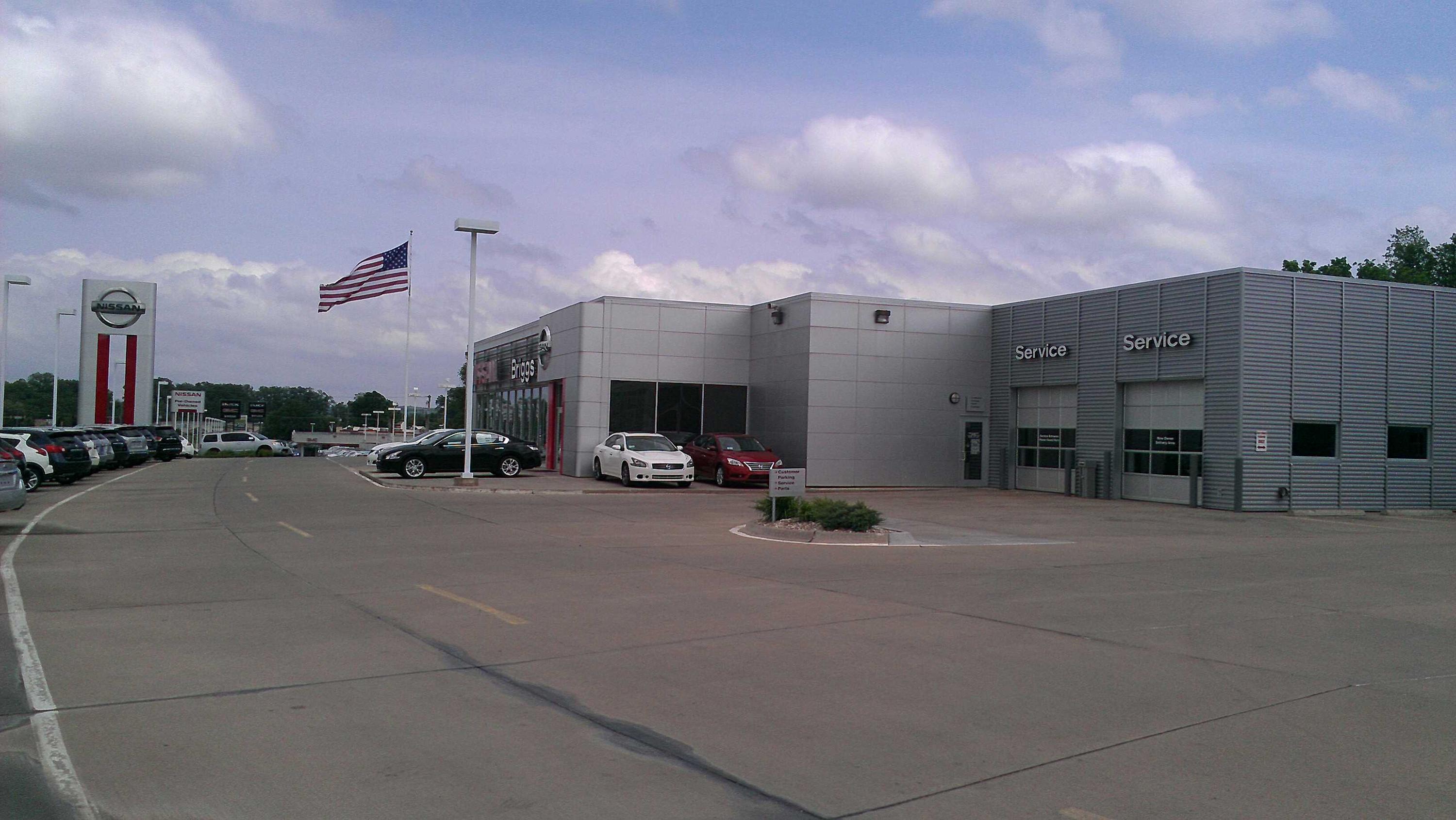 Briggs Auto Group Manhattan, KS EV Station