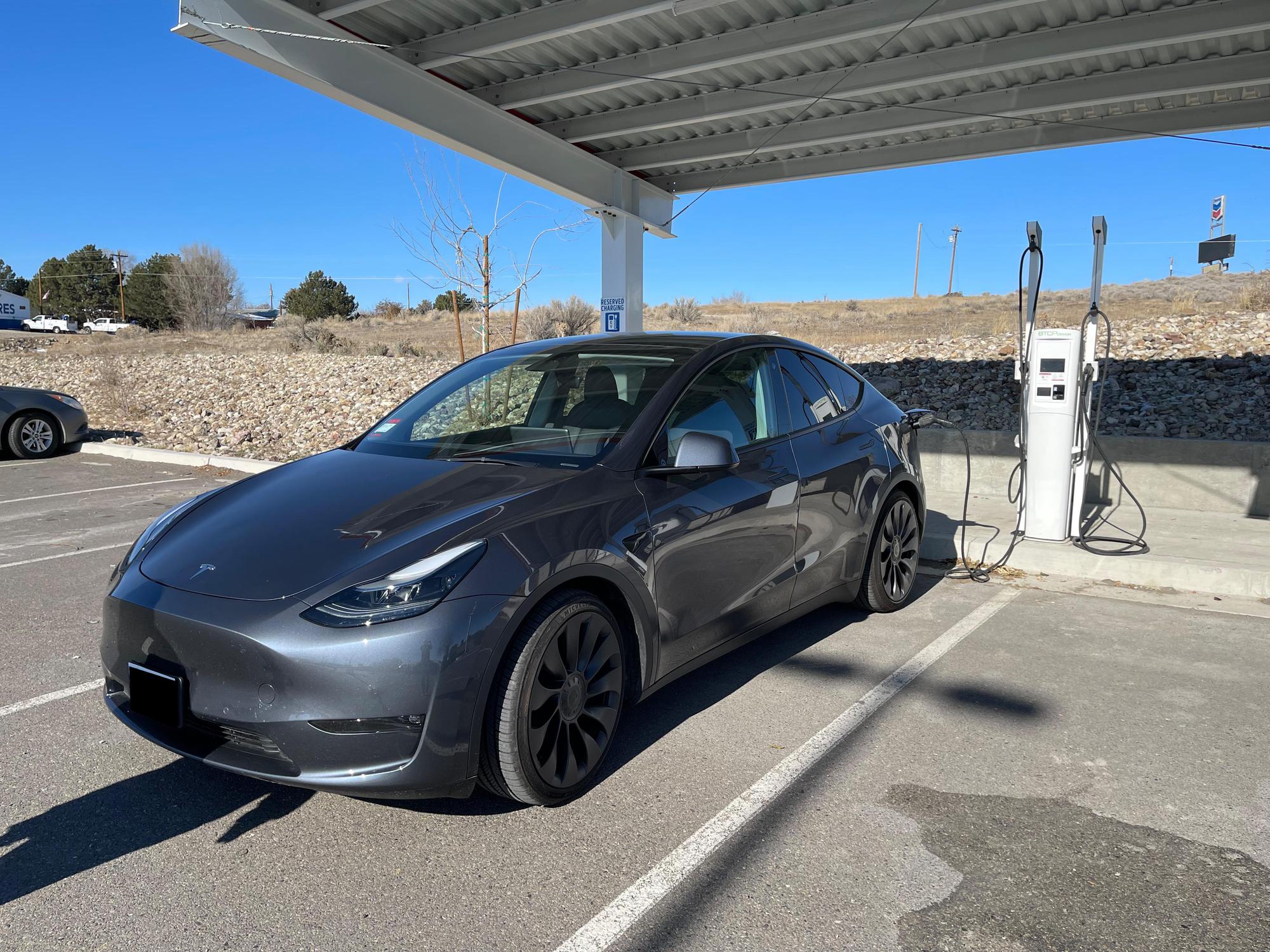 Khoury's Fresh Market Shell Recharge Carlin, NV EV Station