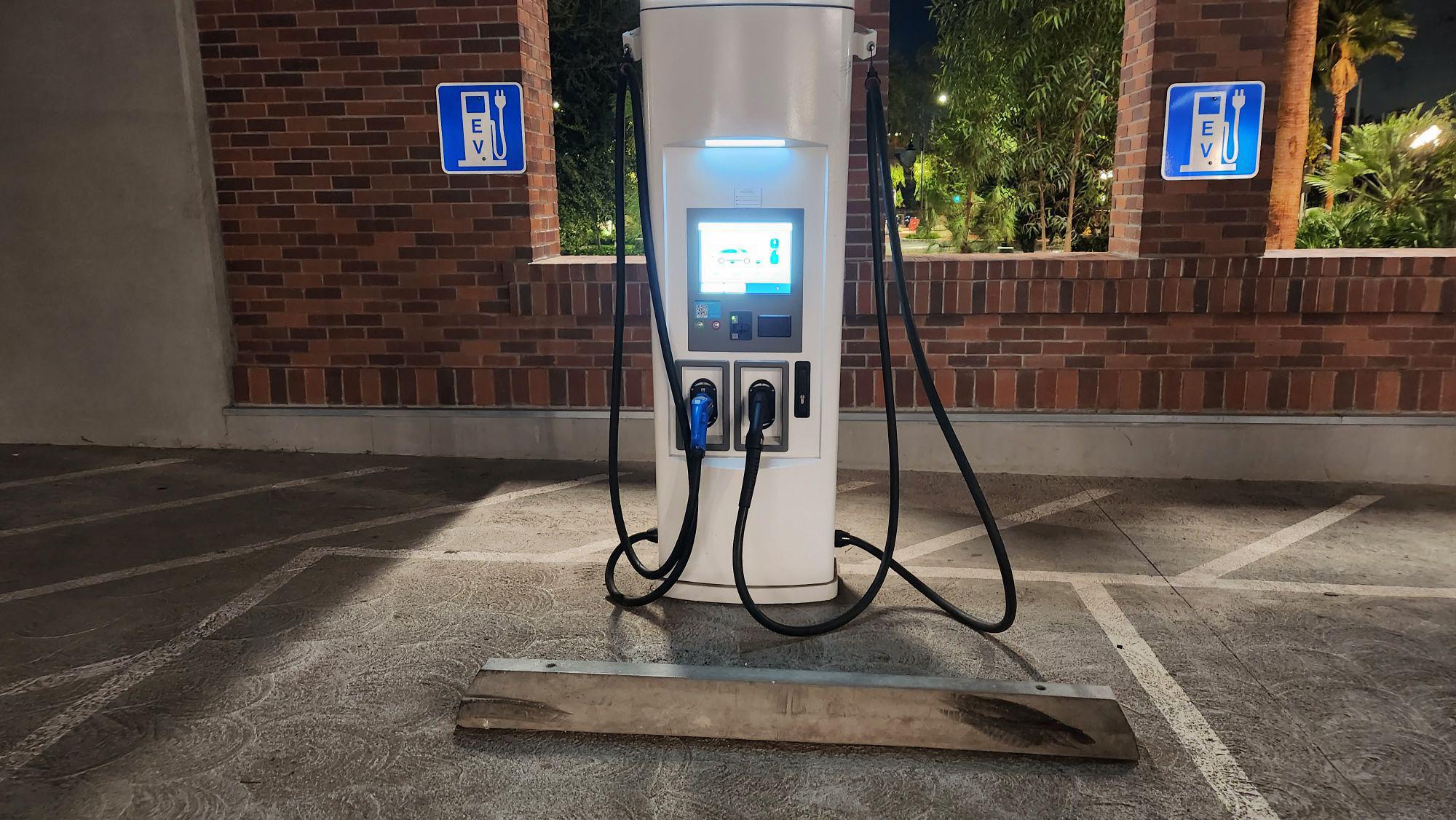 Redlands Packing House Parking Structure Redlands, CA EV Station
