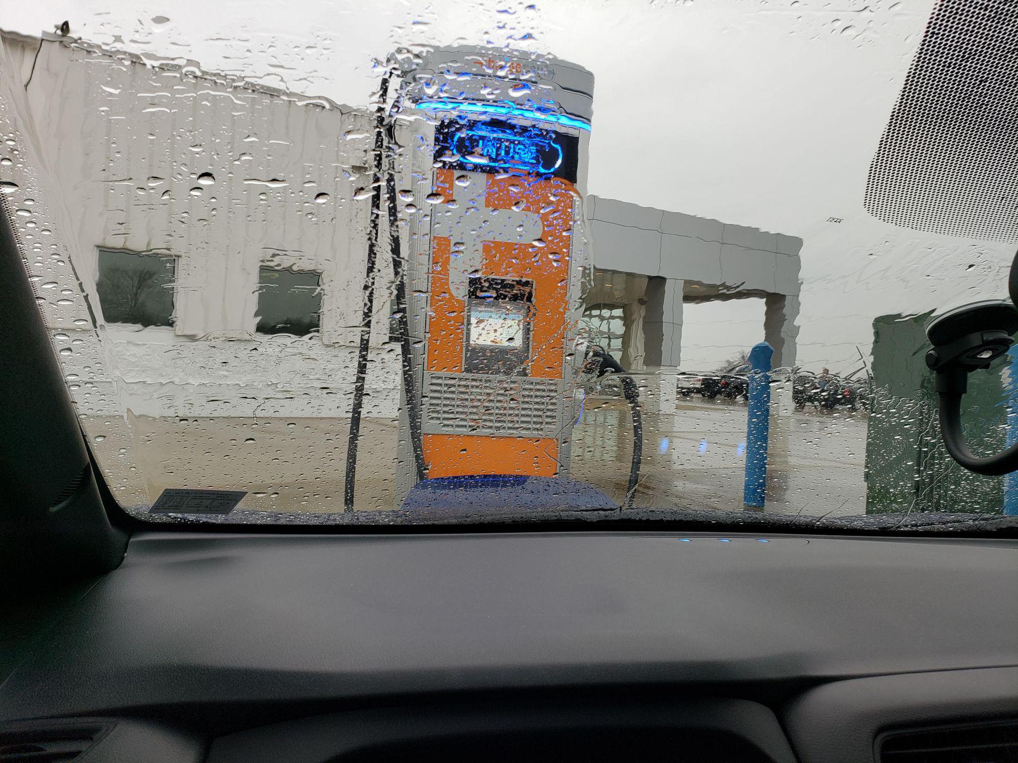 Mark Porter Chevrolet Buick GMC Pomeroy, OH EV Station