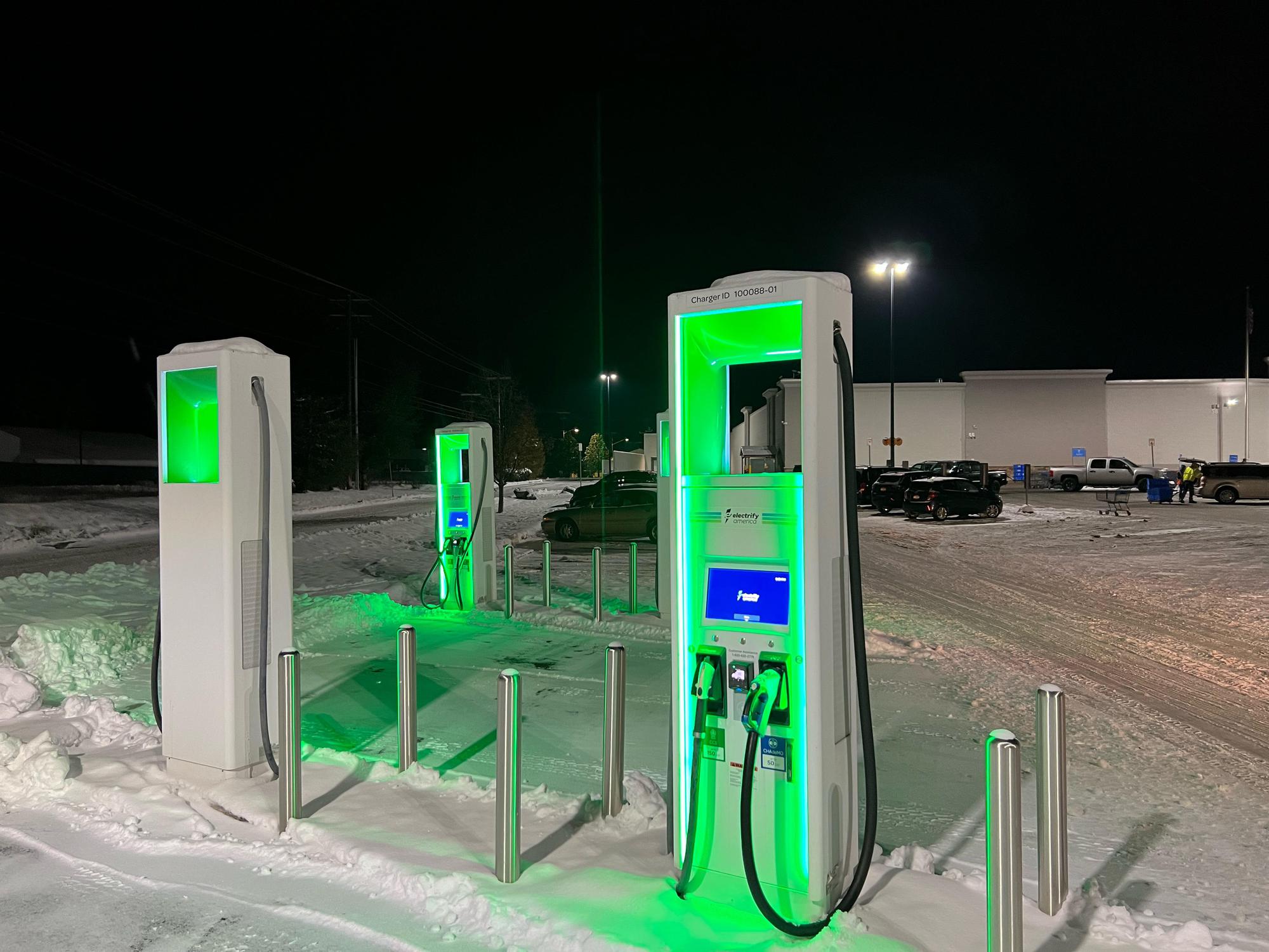 Walmart Supercenter Smelterville, ID EV Station