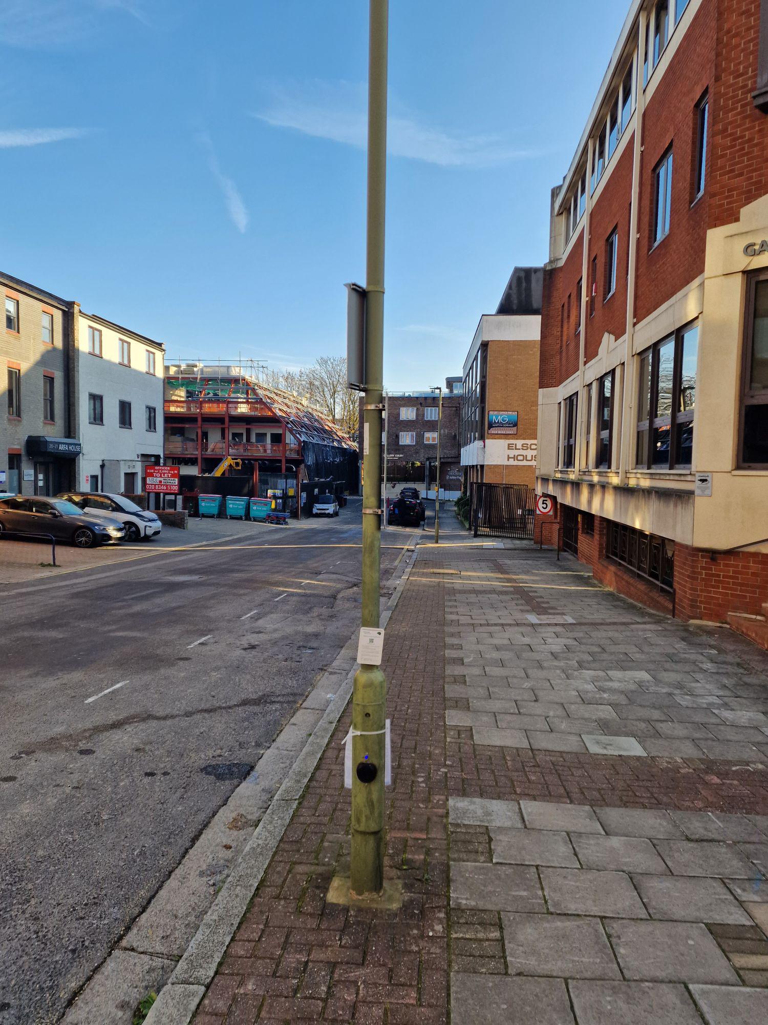 Arcadia Avenue Parking Arcadia Avenue, London, N3 2JU, GBR EV Station