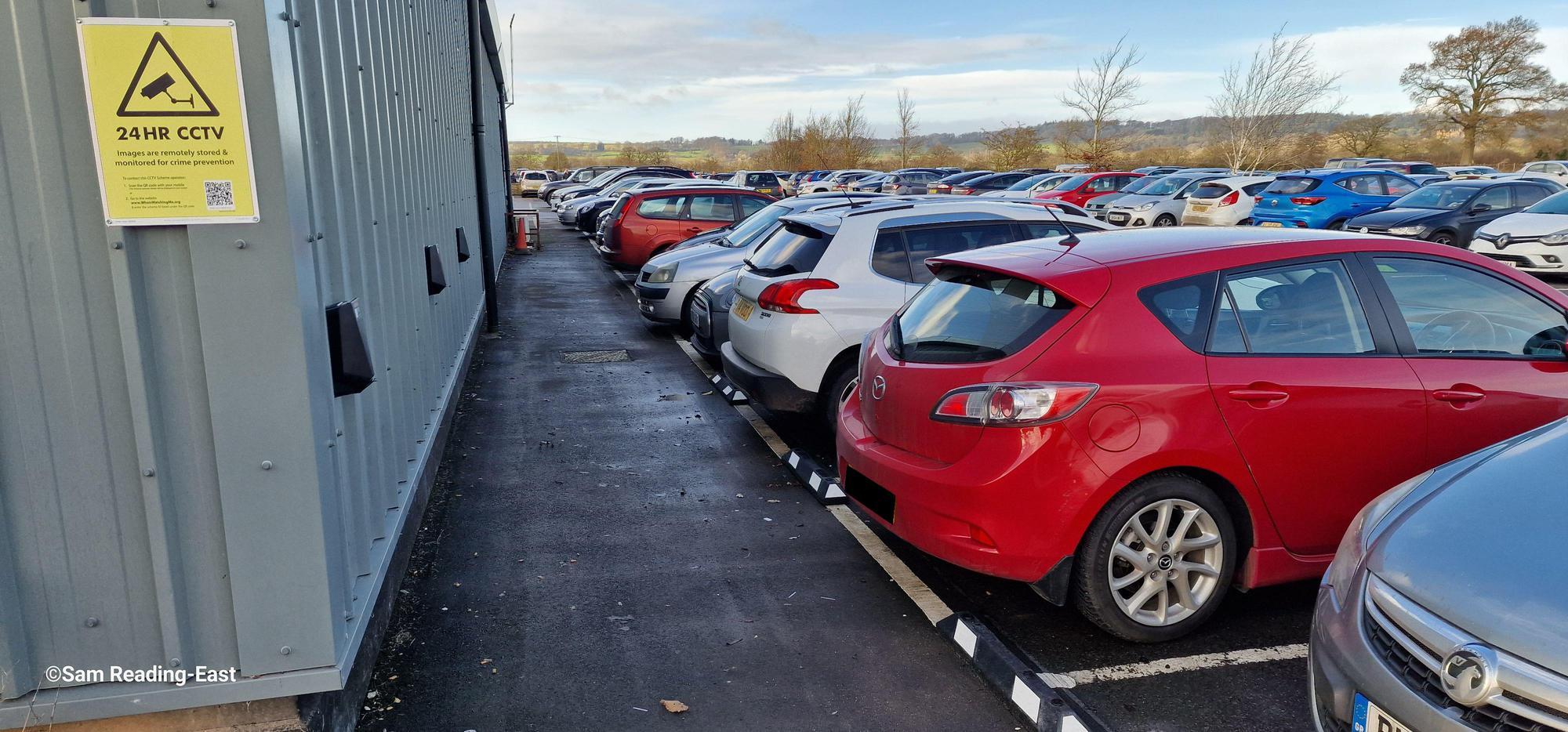 Fosseway Garden Centre Stow Rd, MoretoninMarsh GL56 0DS EV Station