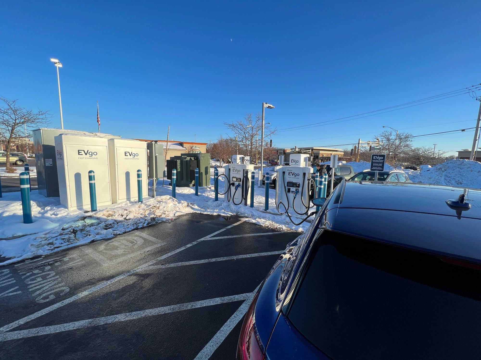 Target Roseville Roseville, MN EV Station