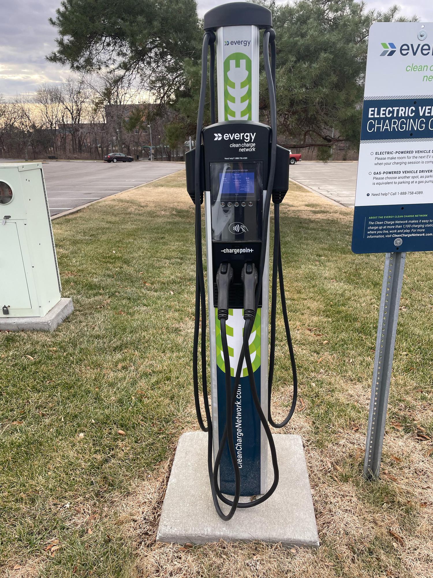 Menorah Medical Center (2) Overland Park, KS EV Station