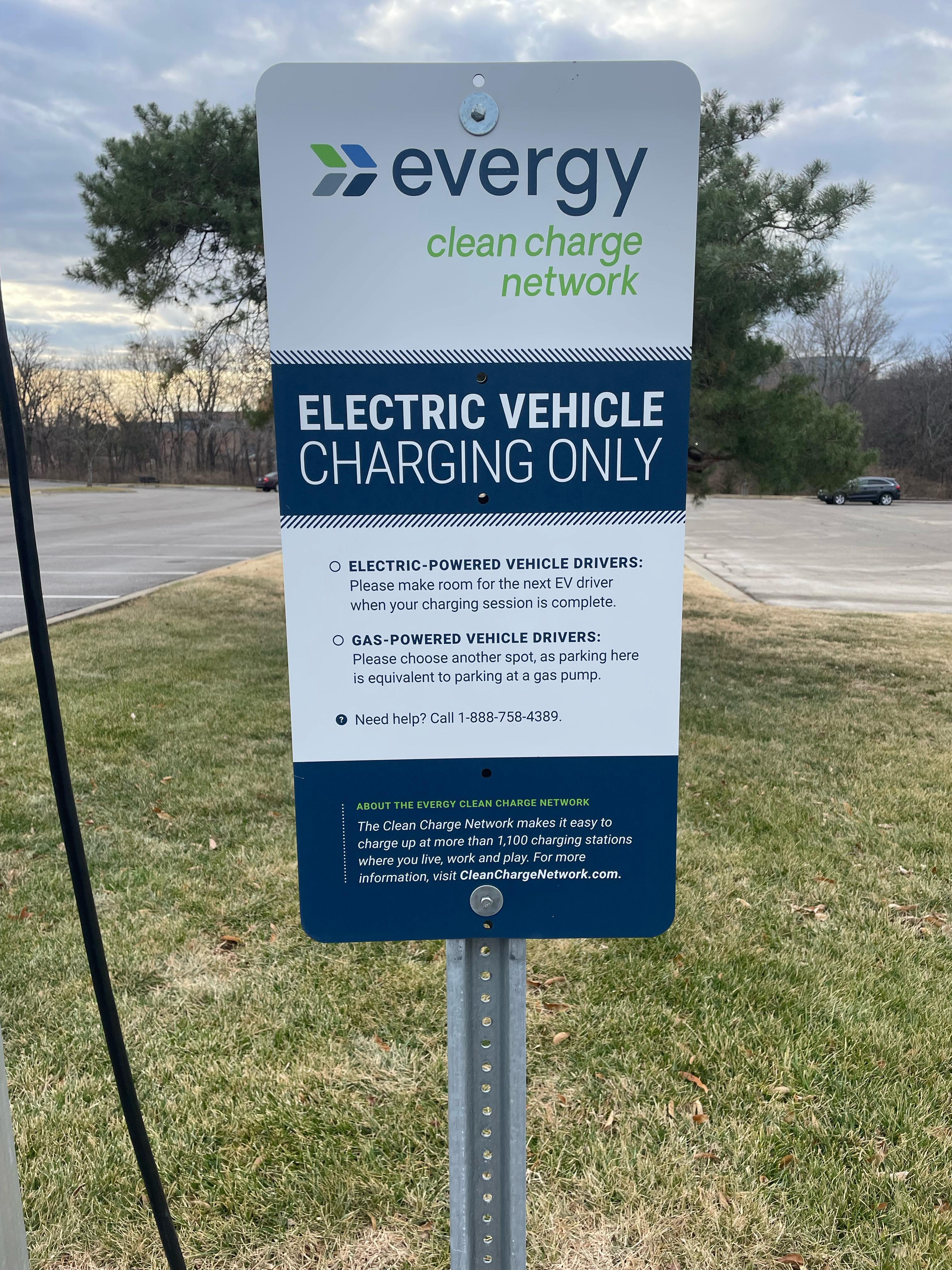 Menorah Medical Center (2) Overland Park, KS EV Station