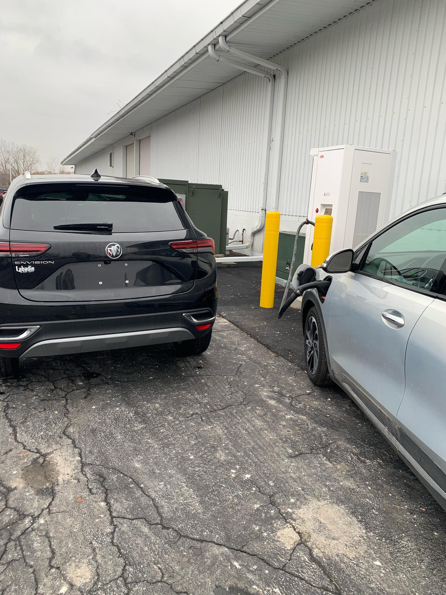 Labadie Buick GMC Bay City, MI EV Station