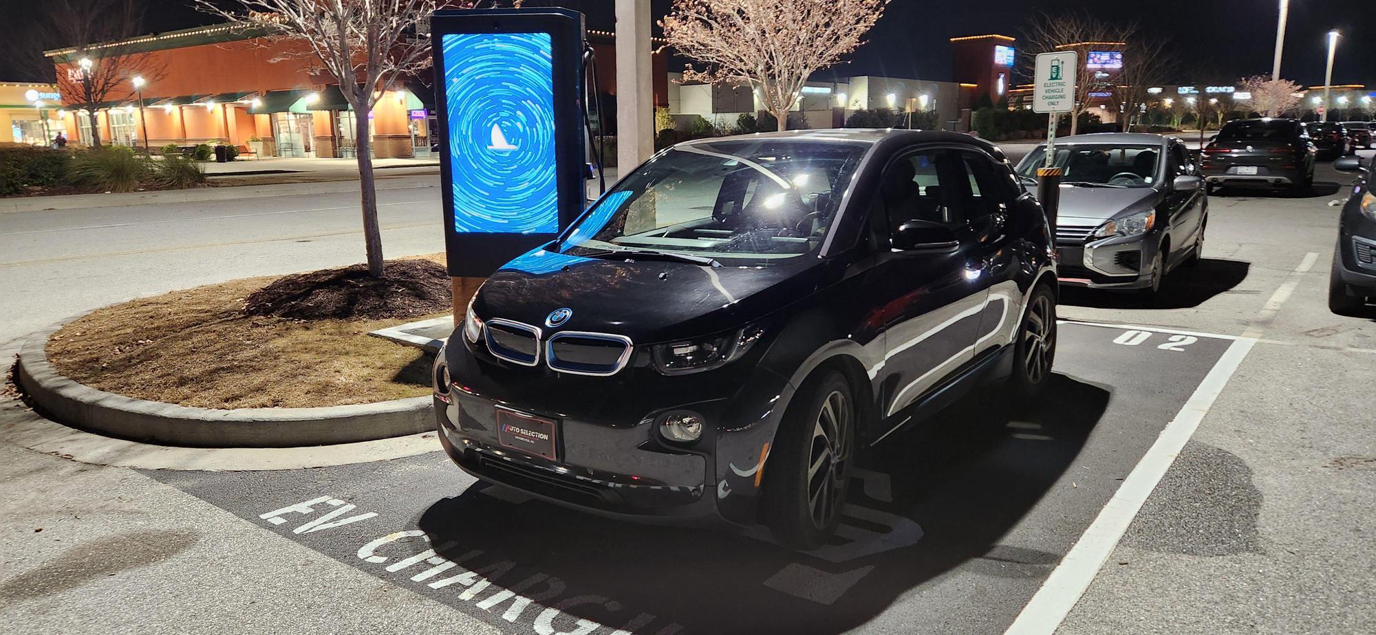 tanger-outlets-savannah-h-m-pooler-ga-ev-station