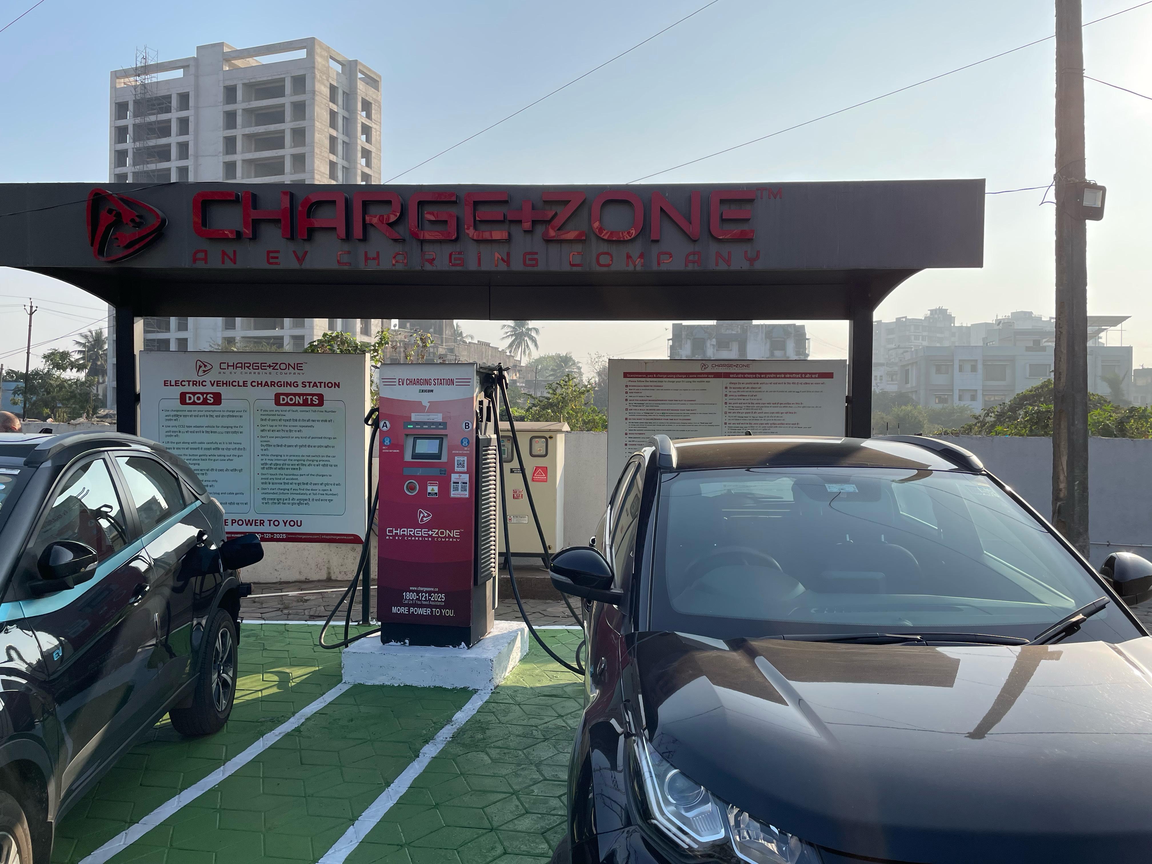 Pramukh Nissan Vapi, GJ EV Station