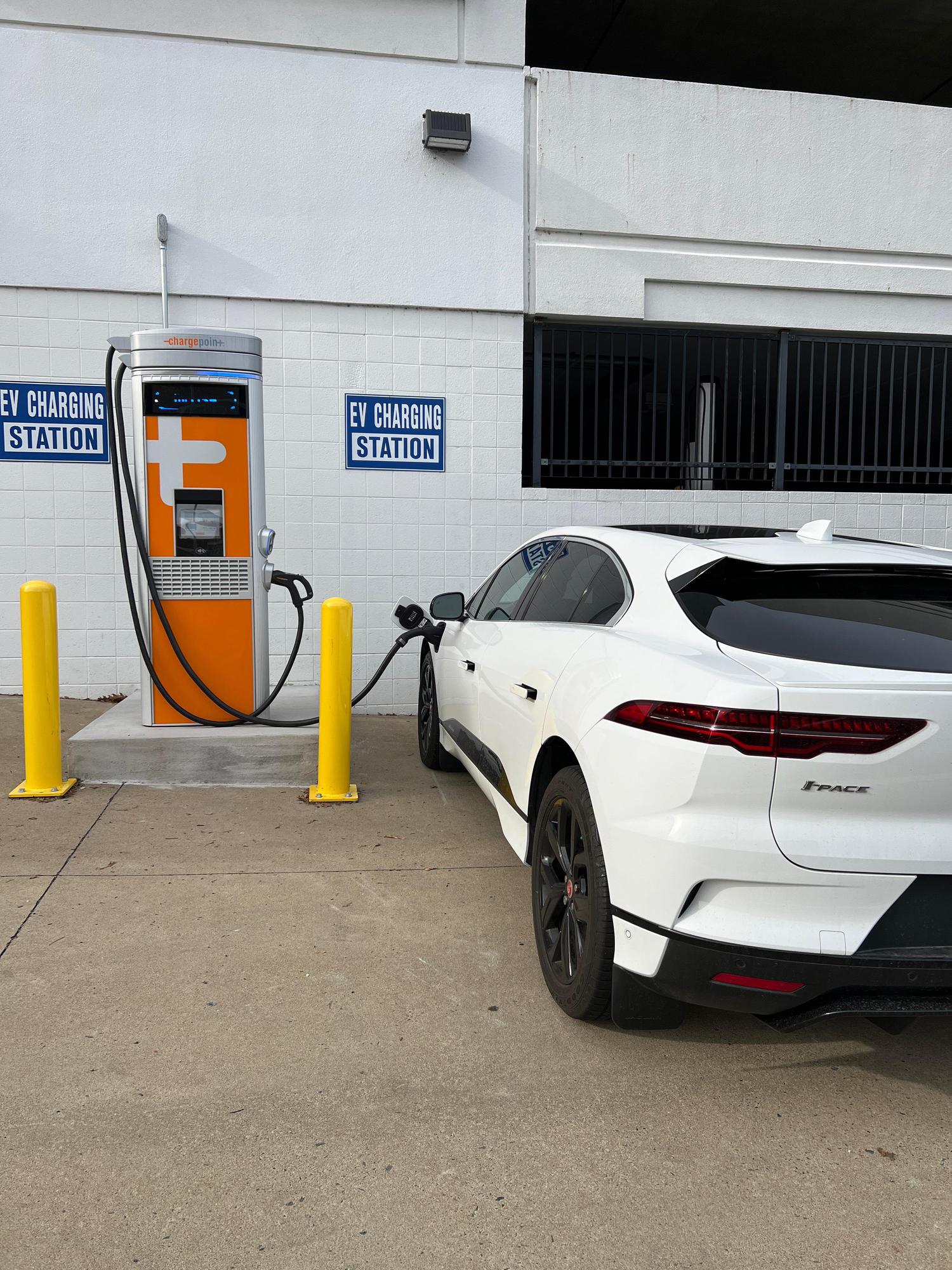 Diver Chevrolet Wilmington, DE EV Station