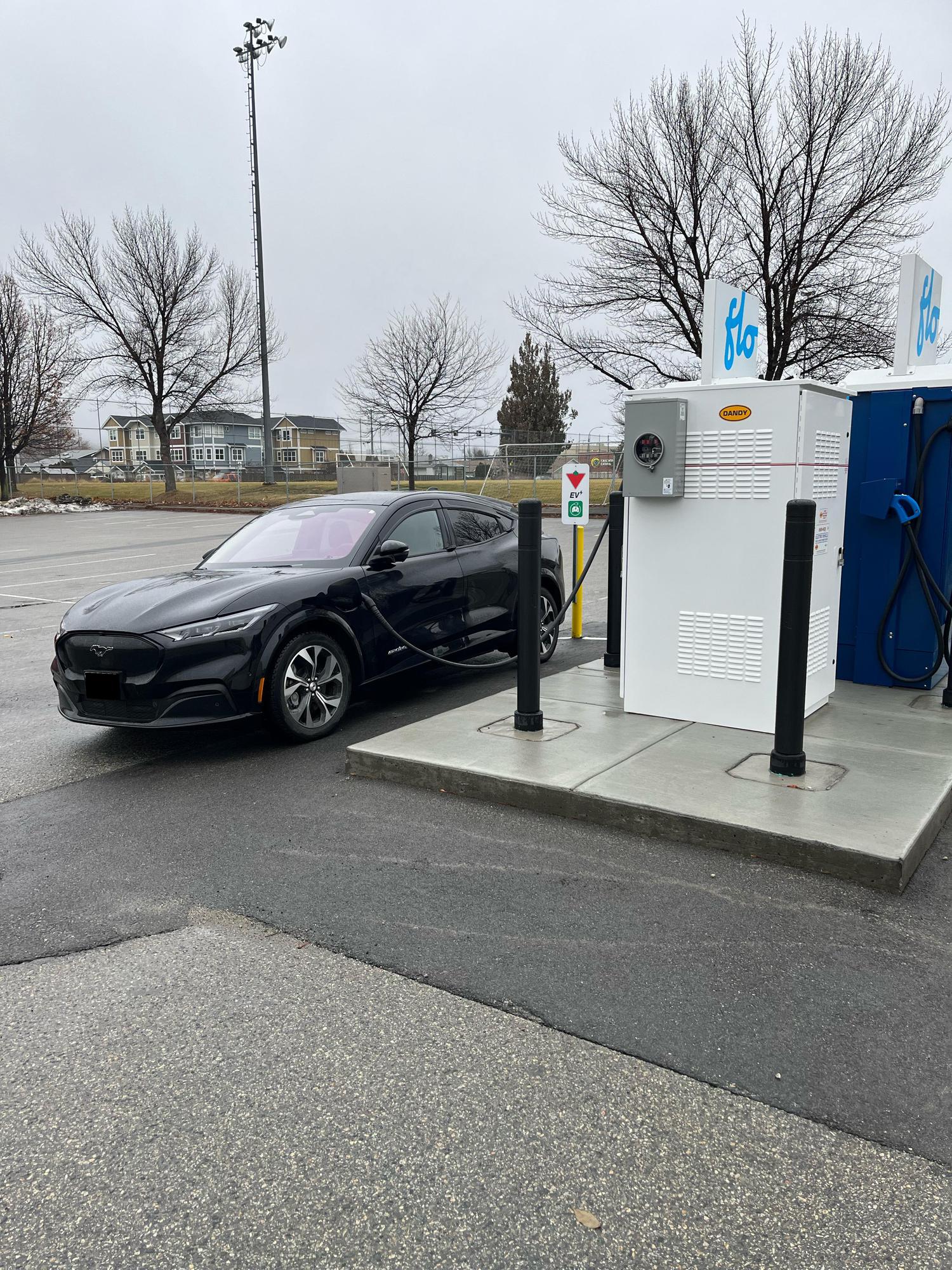 Canadian Tire Penticton Penticton, BC EV Station