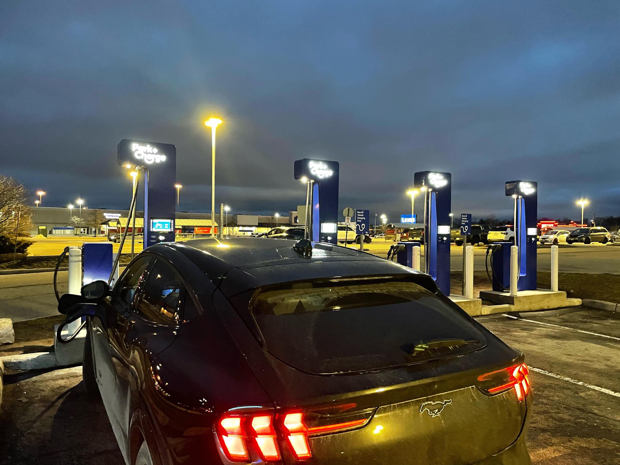 Zehrs Laurentian Kitchener Kitchener, ON EV Station