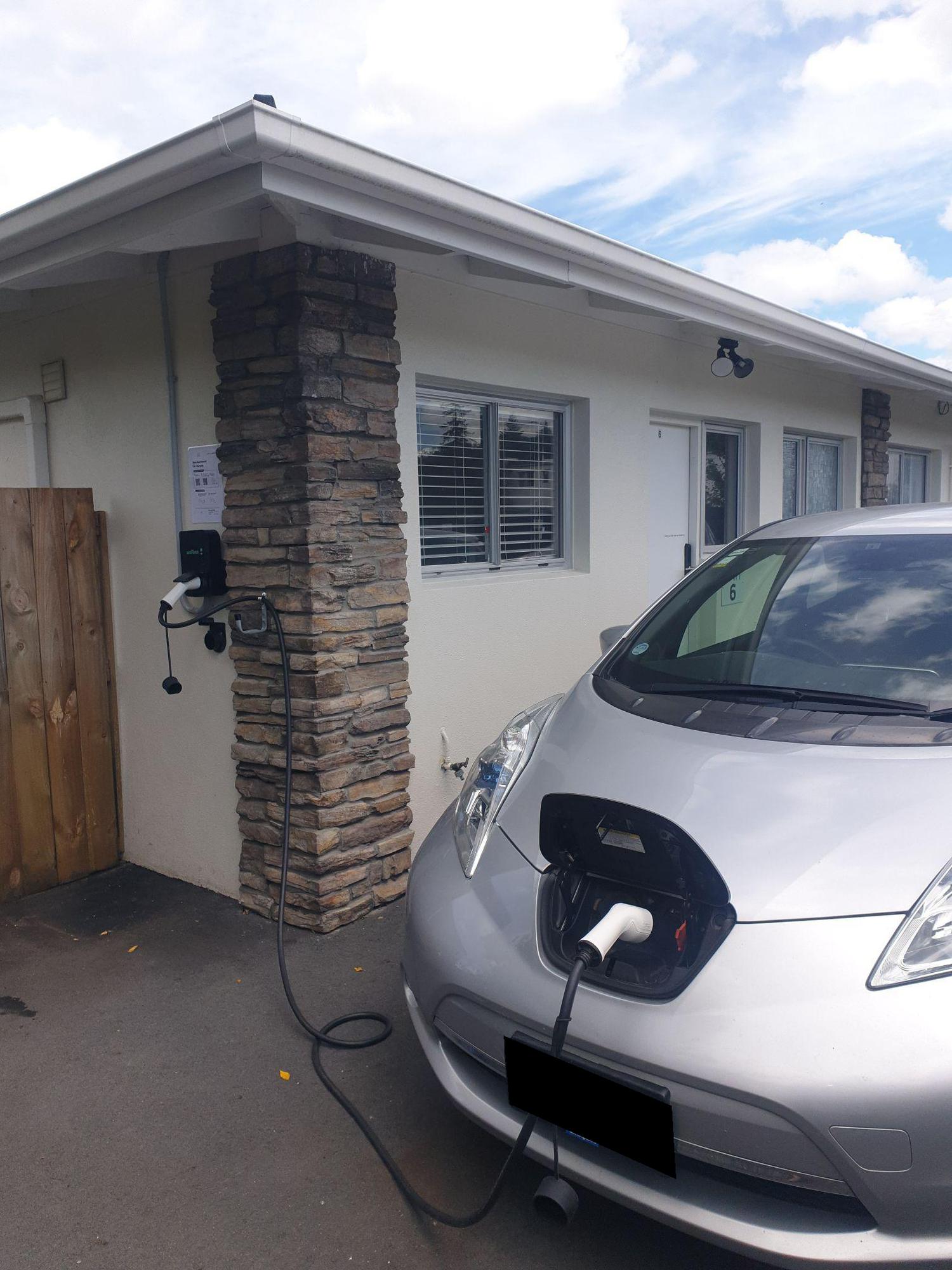 Rose Apartments Tourist Rotorua, Bay of Plenty EV Station