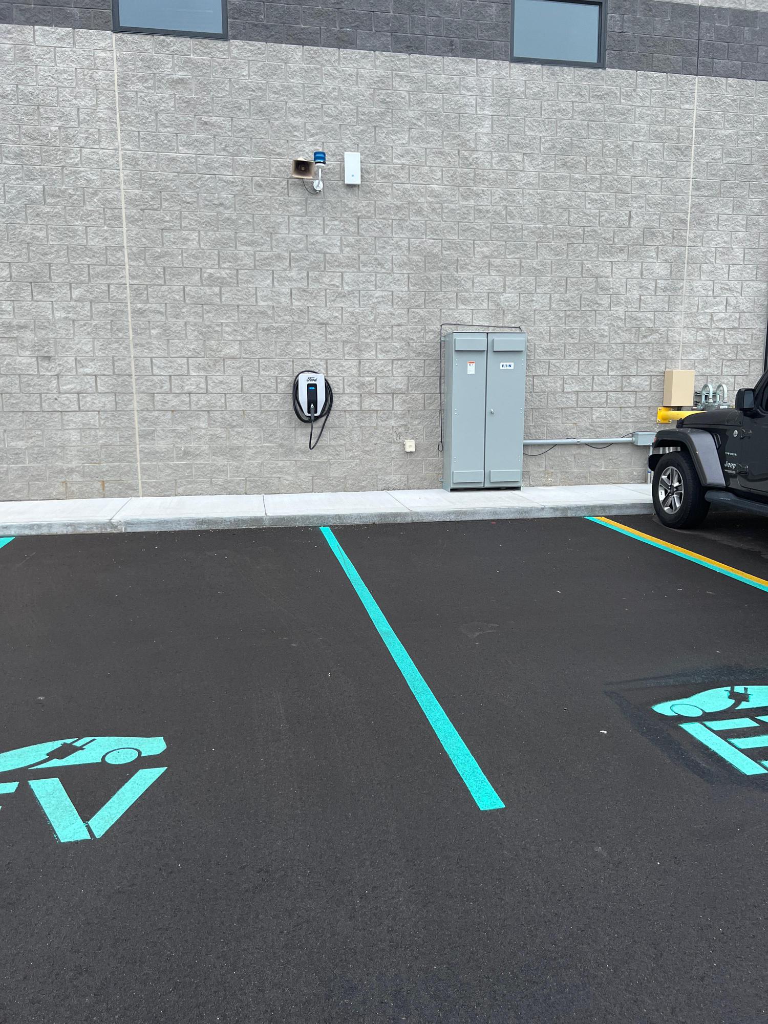 75 North Auto Sales Flint, MI EV Station