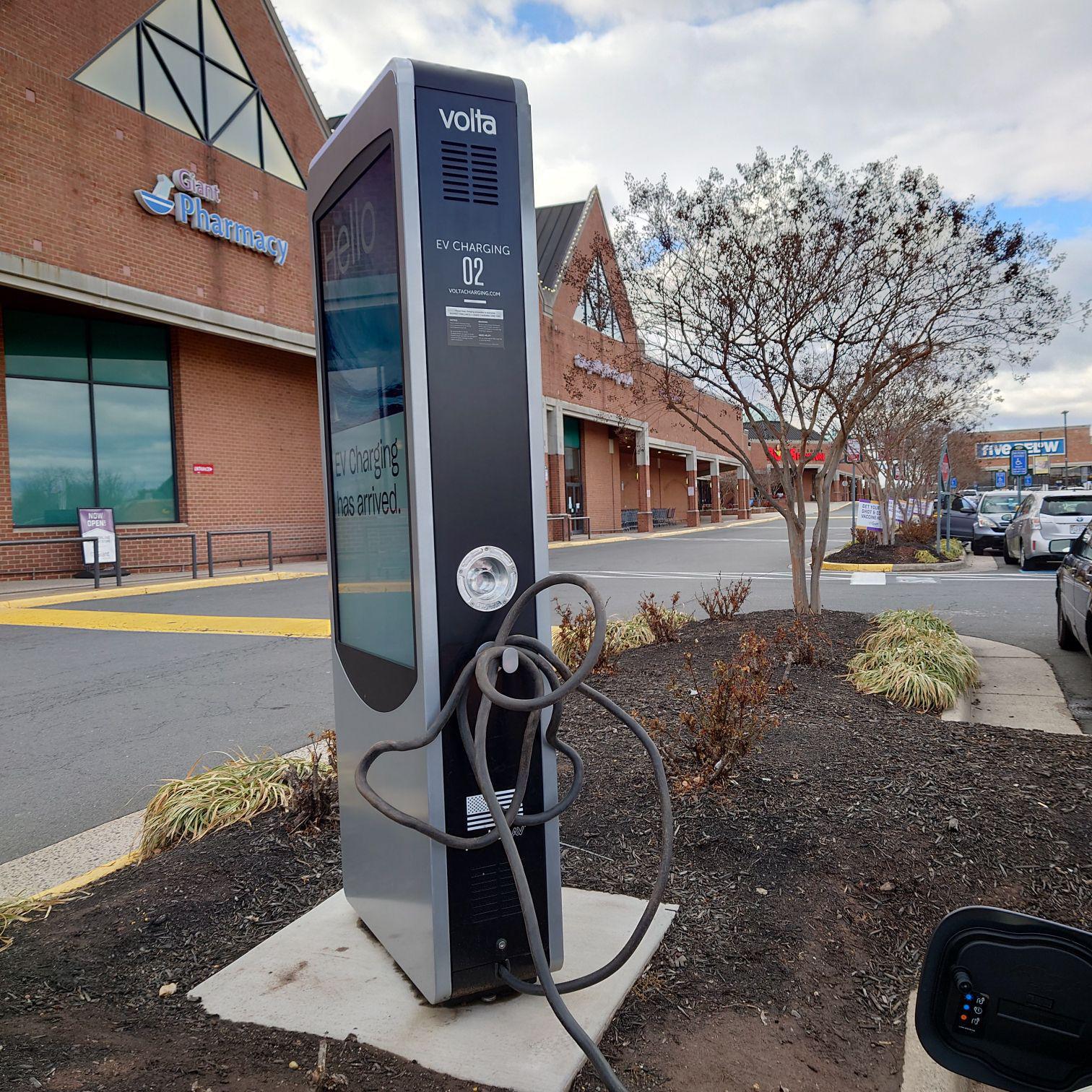 Greenbriar Town Center Fairfax, VA EV Station