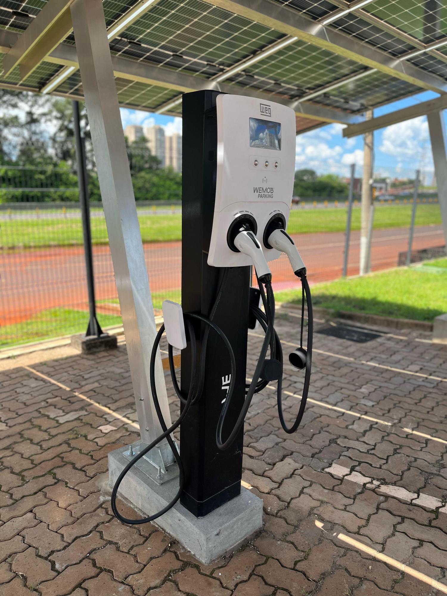 Santa Emília Volkswagen Rodovia Prefeito Antônio Duarte Nogueira 3505, Jd. Canadá Ribeirão Santa Emília Volkswagen Rodovia Prefeito Antônio Duarte Nogueira 3505, Jd. Canadá Ribeirão