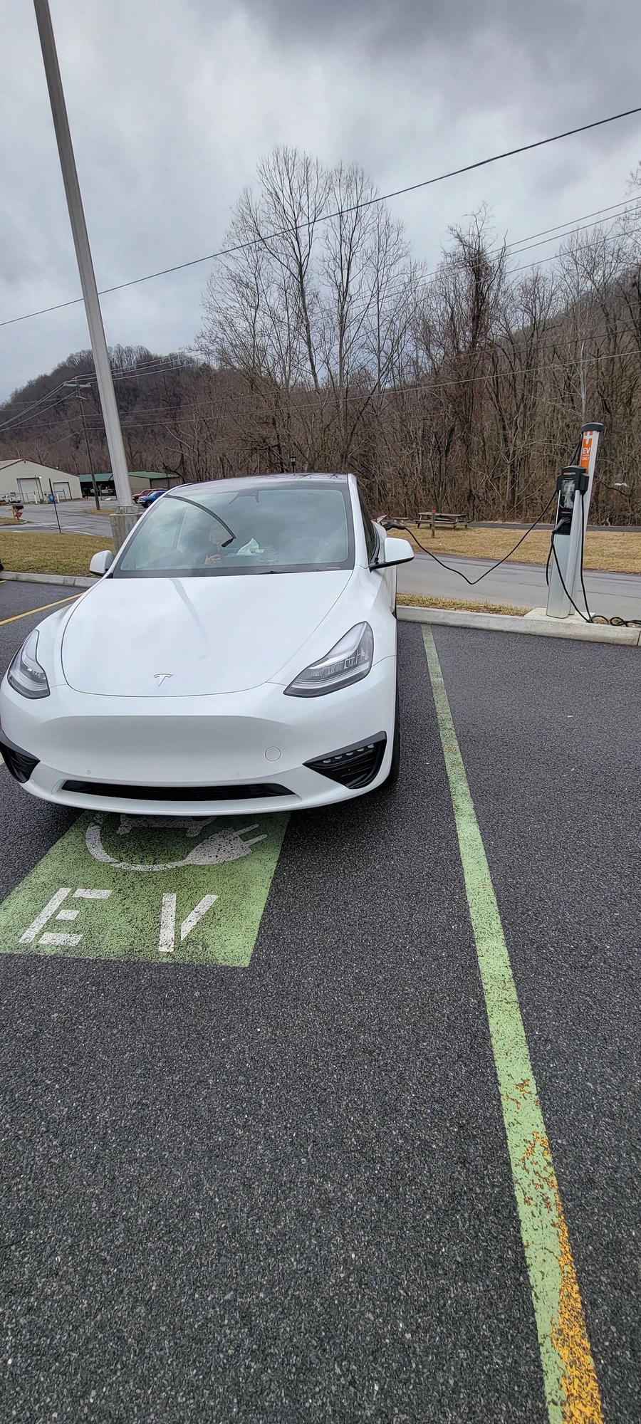 Food City Erwin, TN EV Station